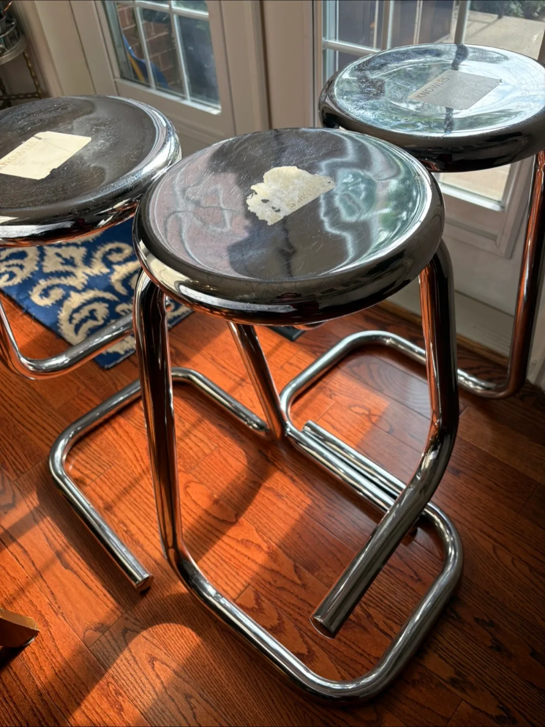 🔥 Sleek & Stylish | Iconic Chrome Barstools – Set of 3! 🔥 thumbnail