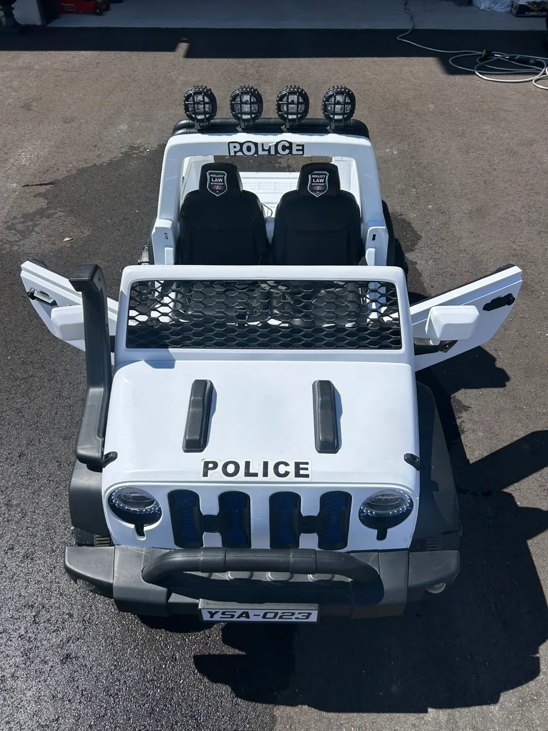 Kids White Ride-On Police Truck thumbnail