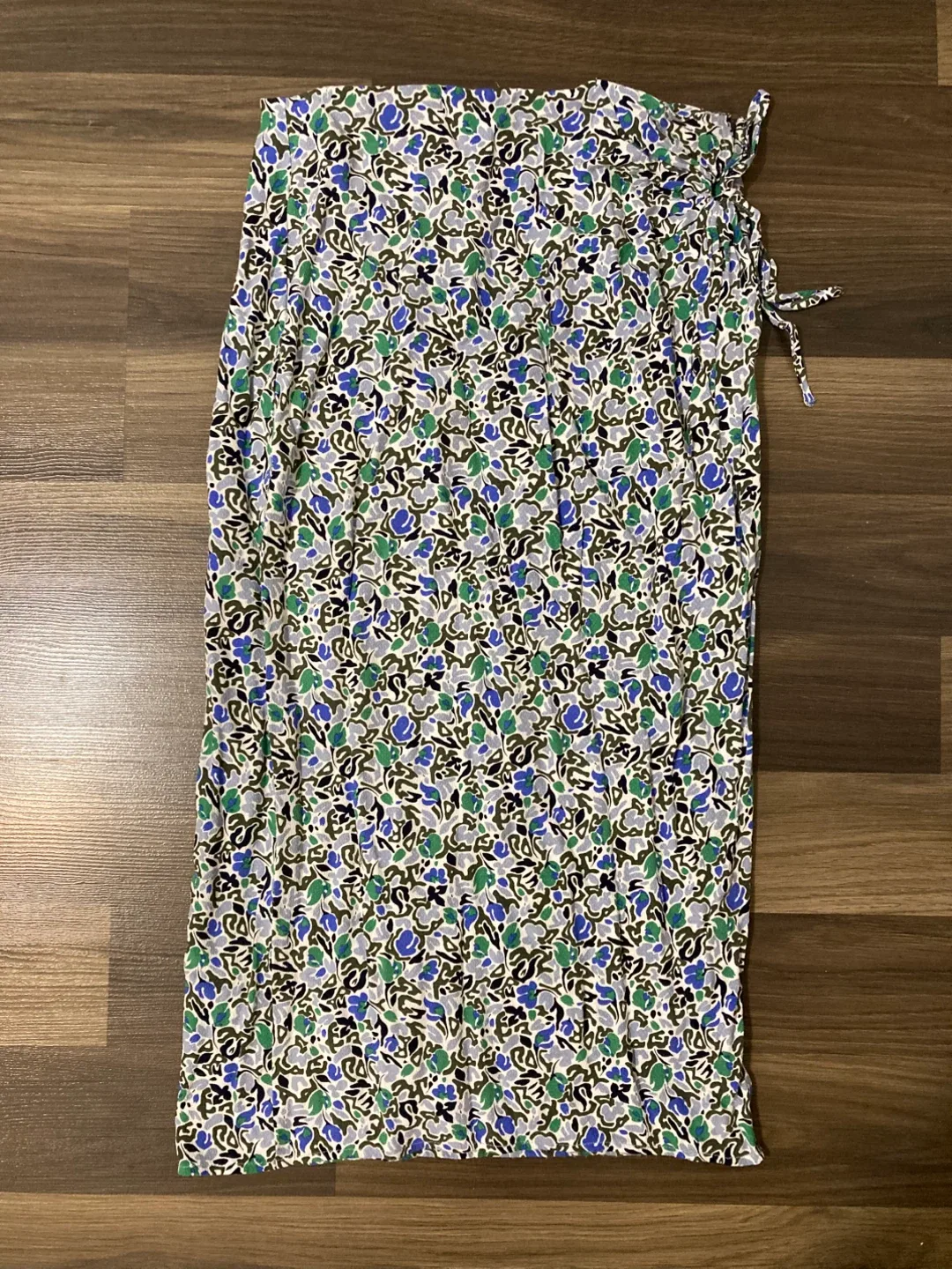 Reitmans midi skirt thumbnail