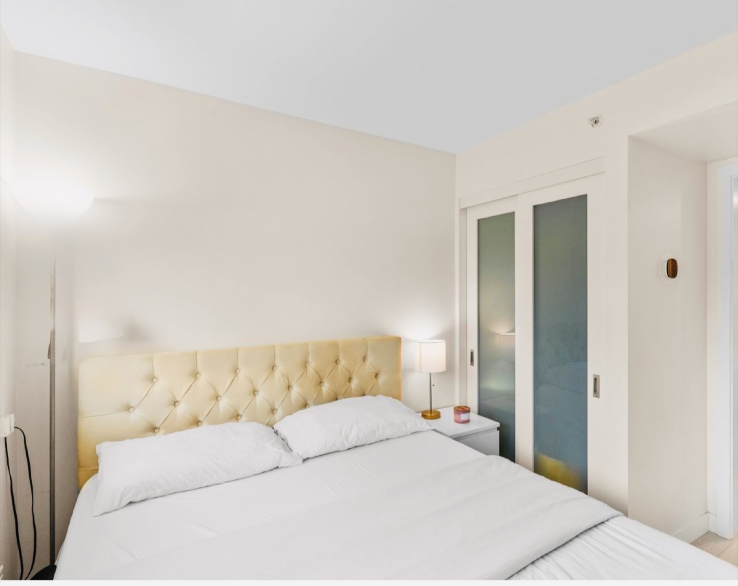 Beige Tufted Queen Bed Frame - photo 5