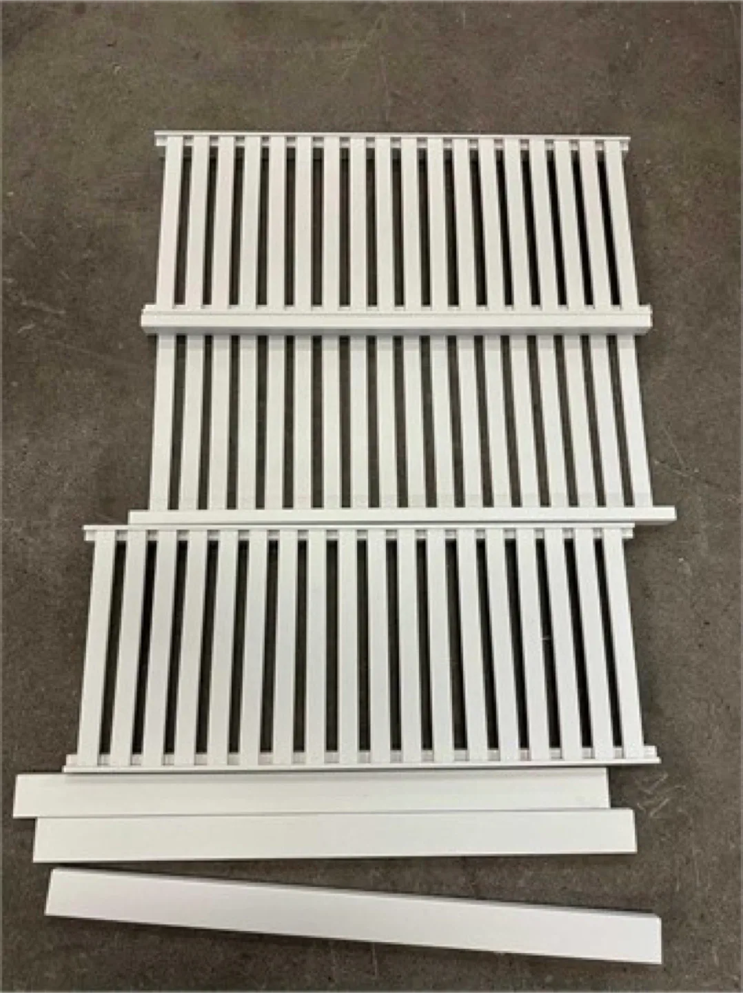 White Over-the-Toilet Storage Shelf image indicator(3)