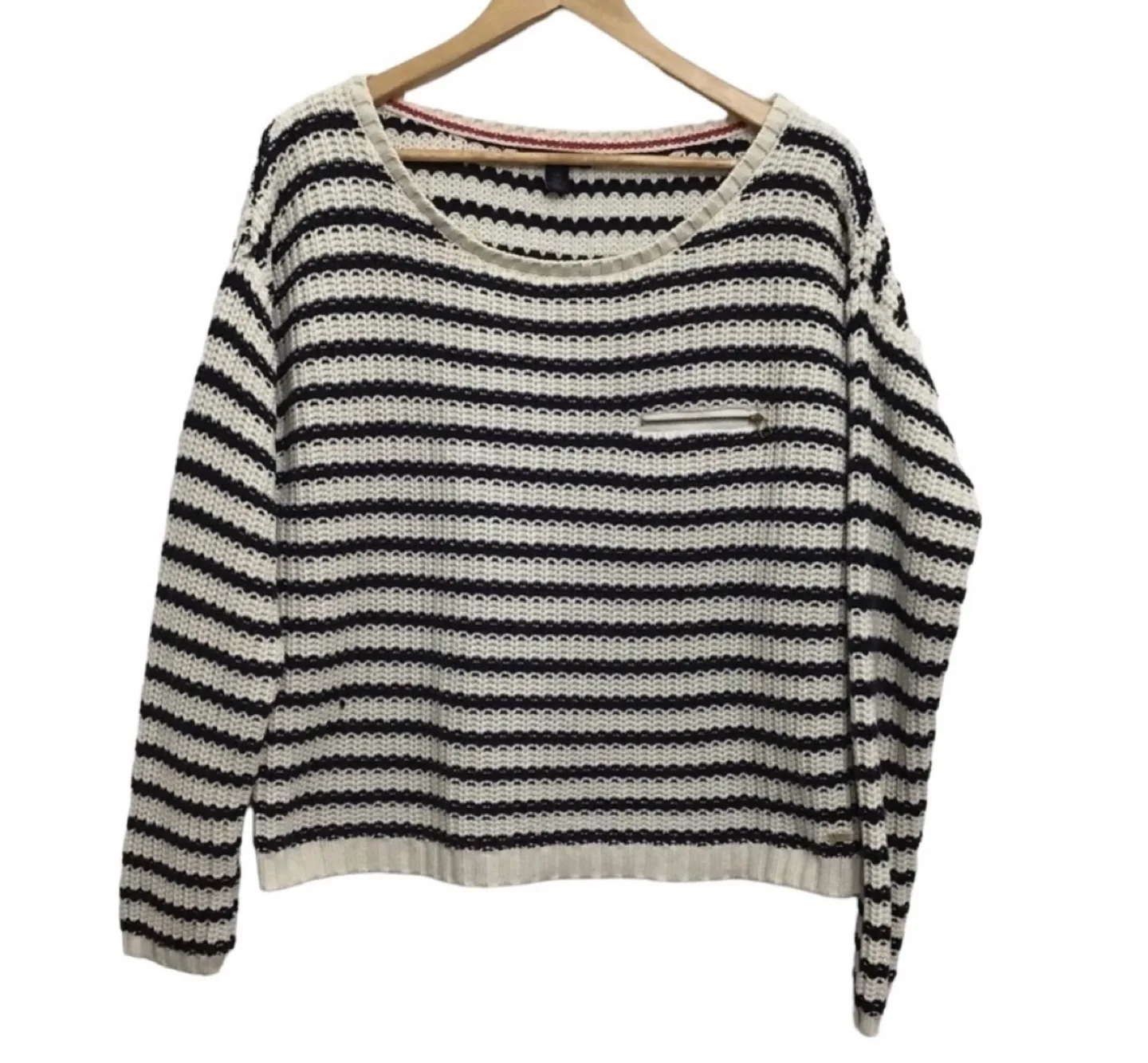 Tommy Hilfiger 100% cotton Sweater - Size L thumbnail