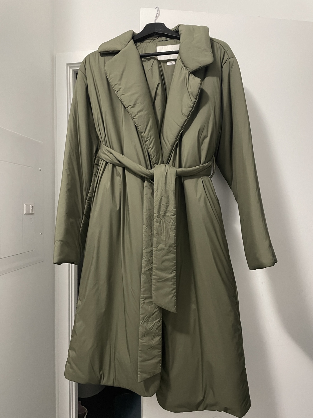 Babaton Fairbanks Puffer Coat - Size 2XS