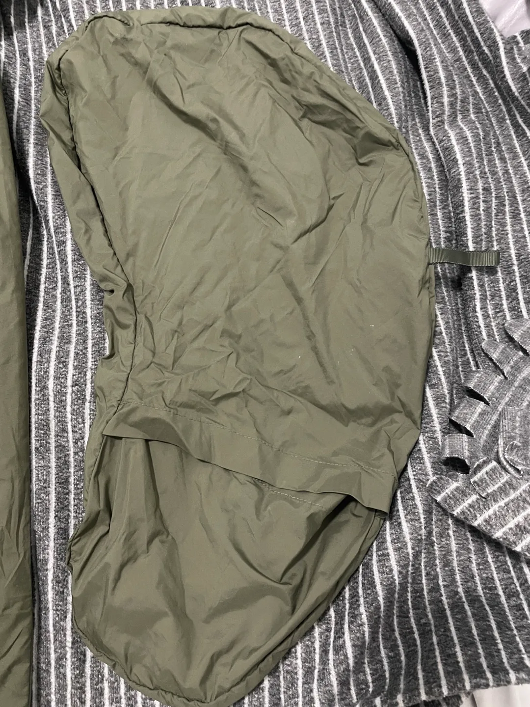 Babaton Fairbanks Puffer Coat - Size 2XS image indicator(7)