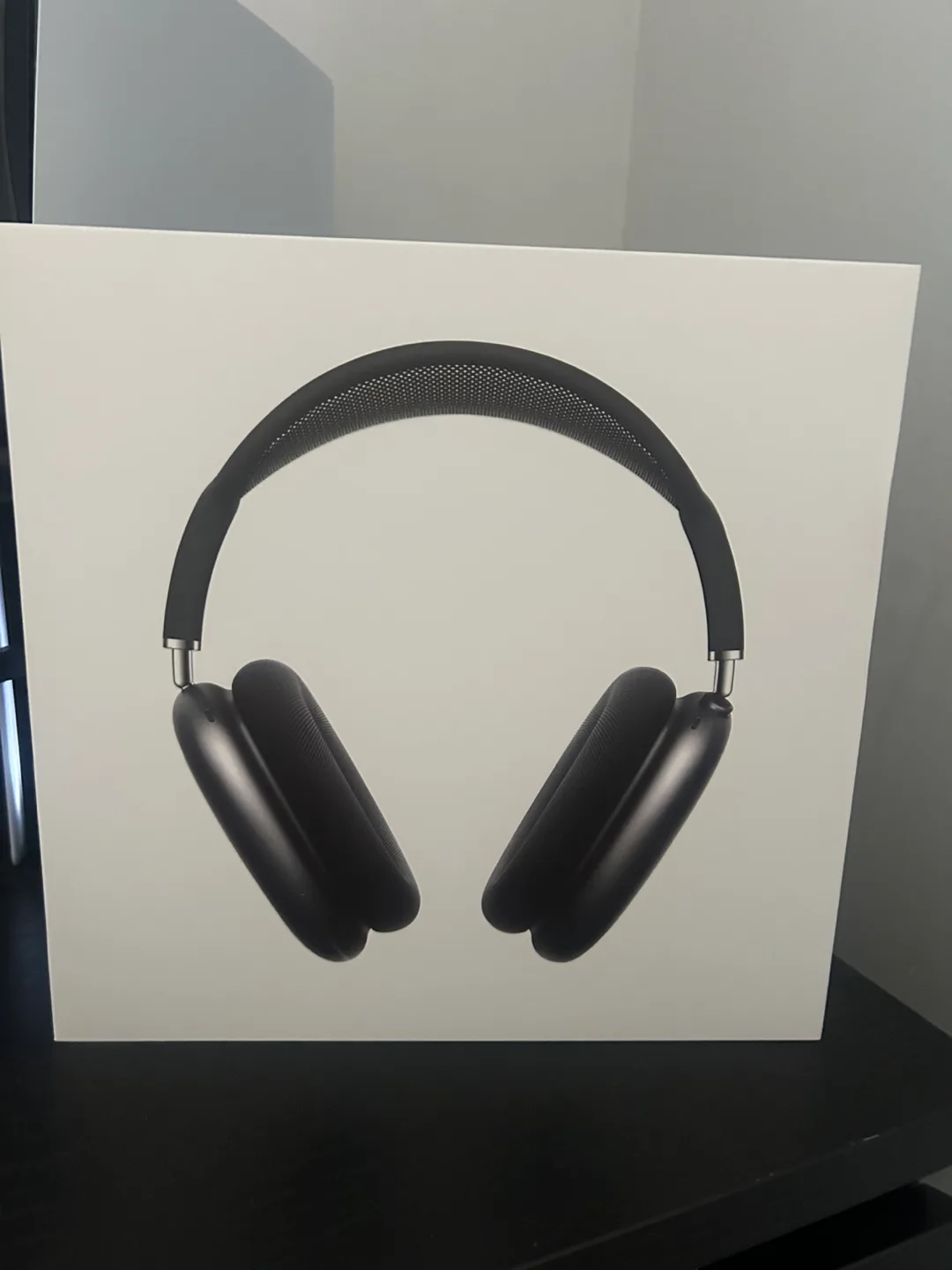 Airpod max thumbnail