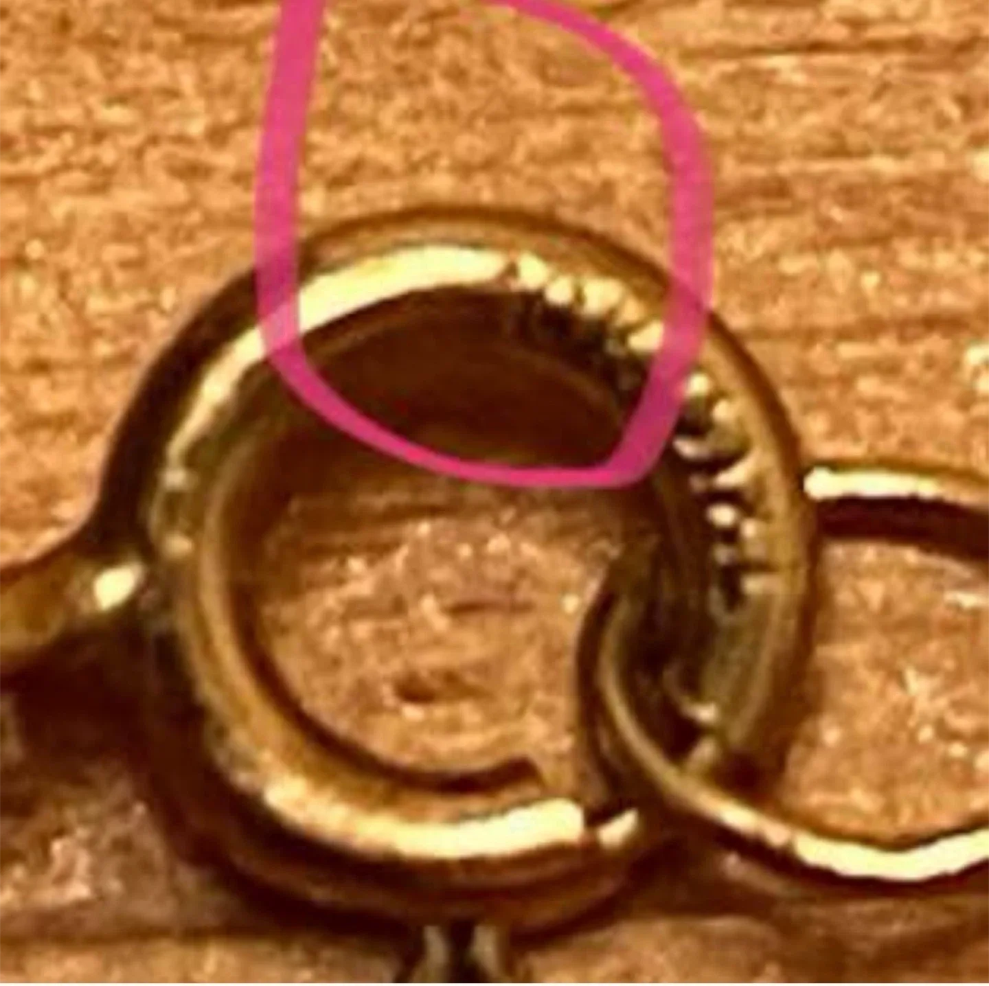 1OK YELLOW GOLD “LOVE” SCRIPT NECKLACE image indicator(3)