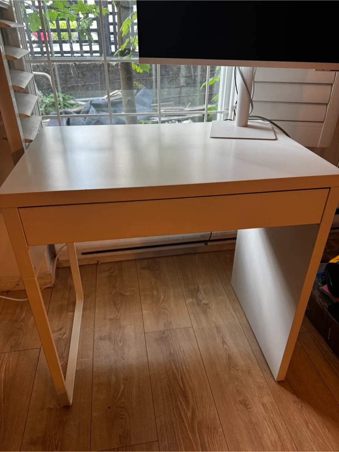 White Desk with Drawer thumbnail