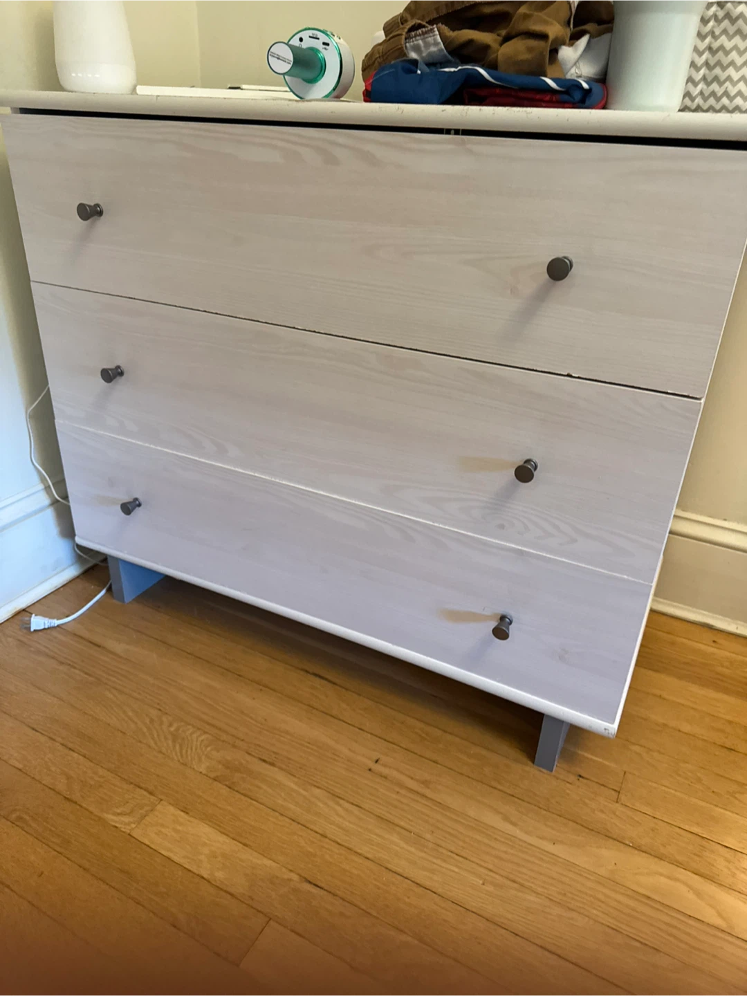 FREE 3-Drawer Dresser