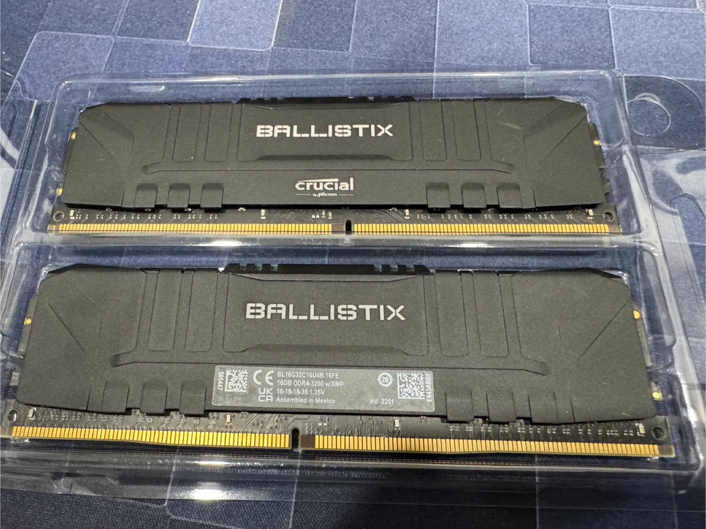 Crucial Ballistix 32GB (2x16GB) DDR4-3200 Gaming Memory