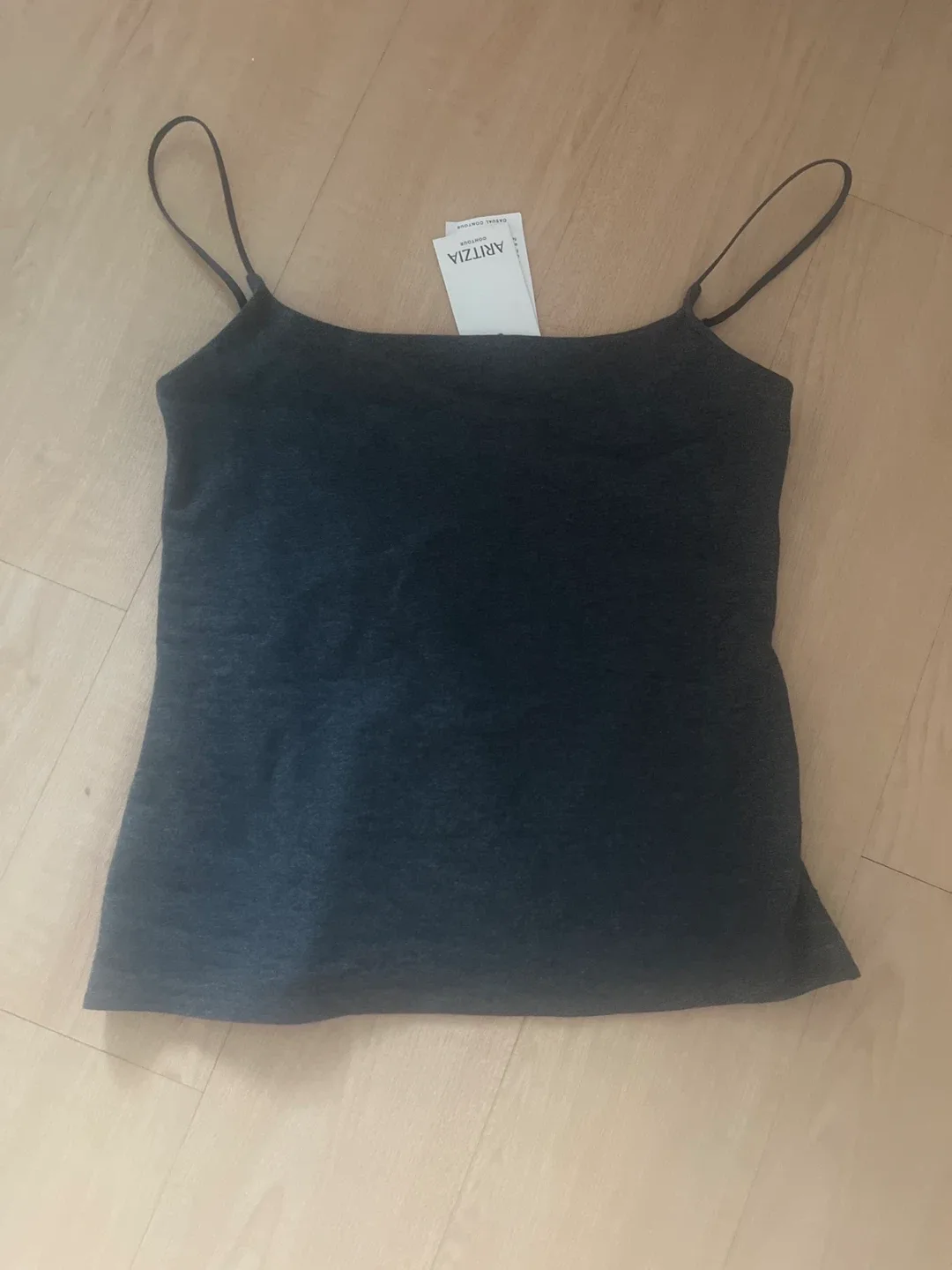 Aritzia Cami Tank Top thumbnail