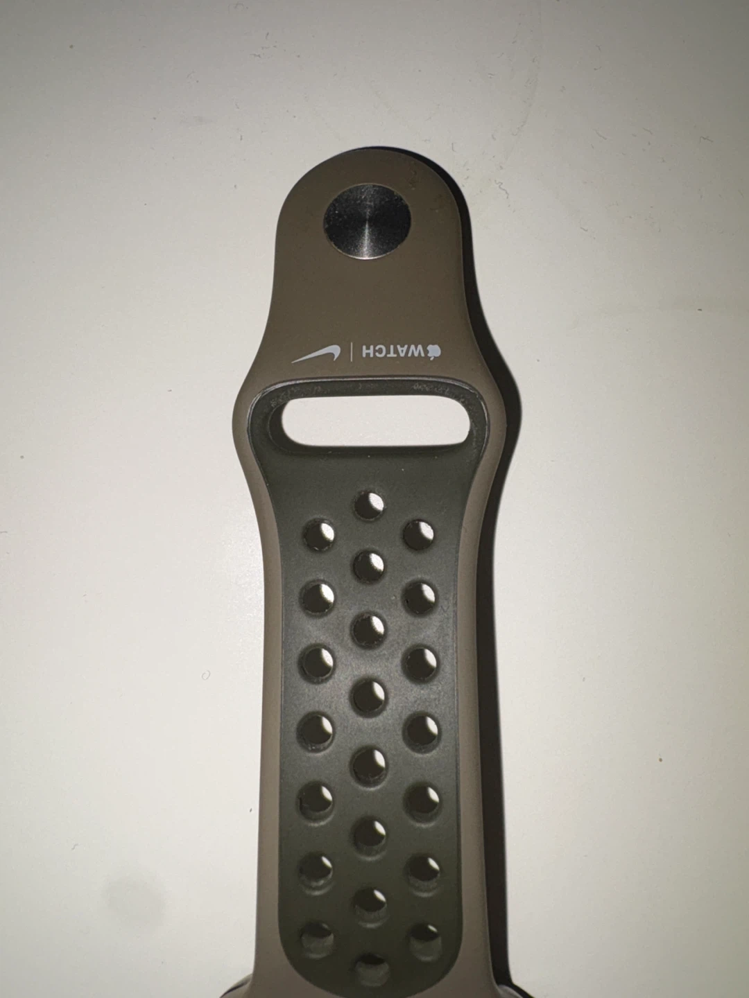 Apple Watch Series 5 (Nike Band) – Excellent Condition - photo 3