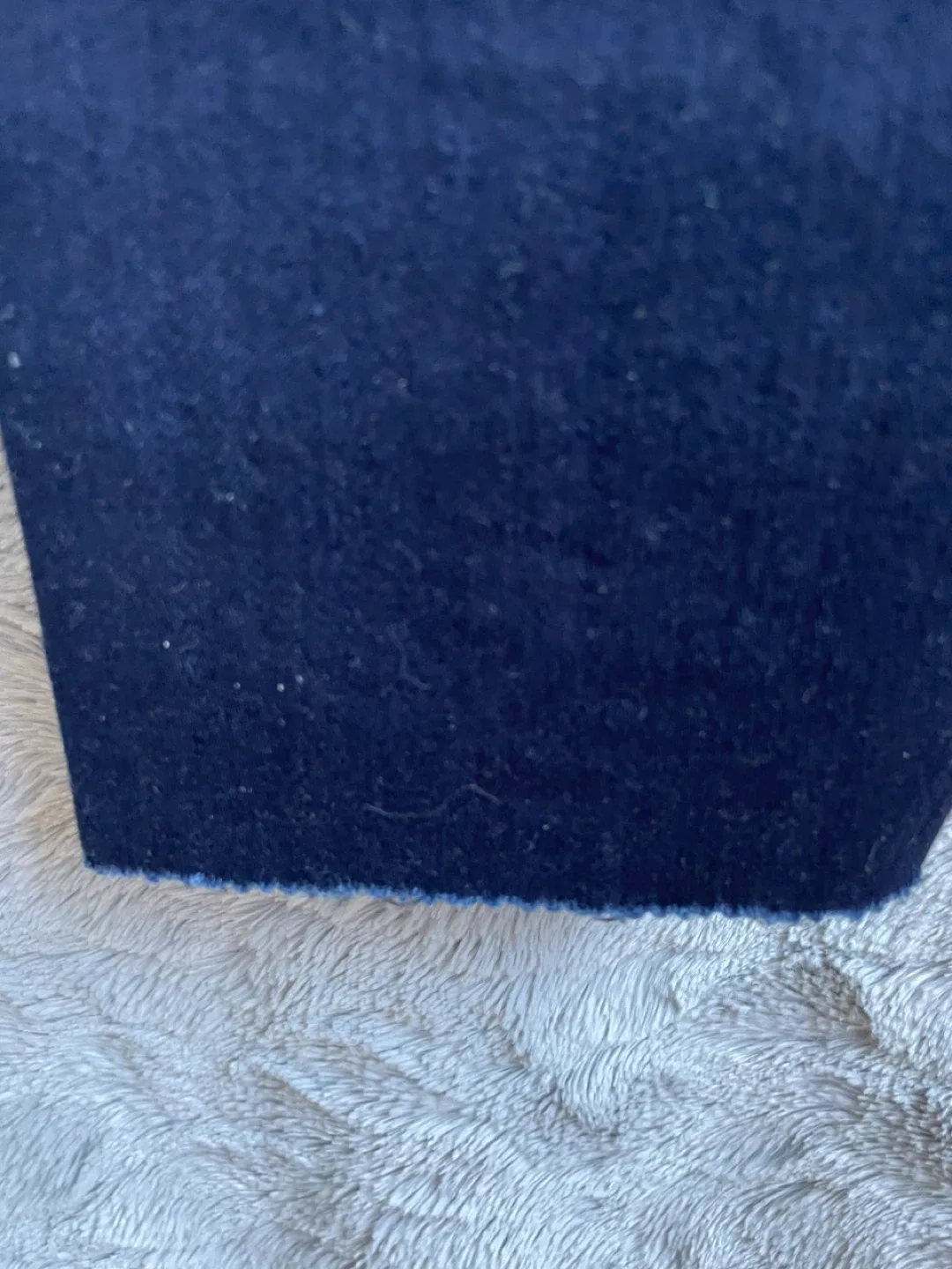 UNIQLO | Warm Dark Wash Jeans Size S image indicator(3)