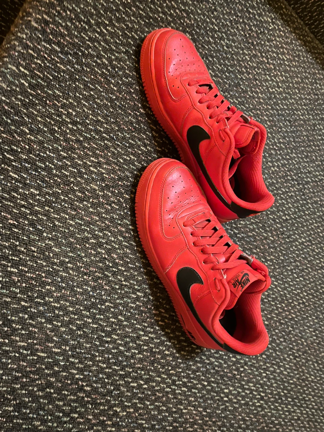 Nike Air Force 1 Red Sneakers