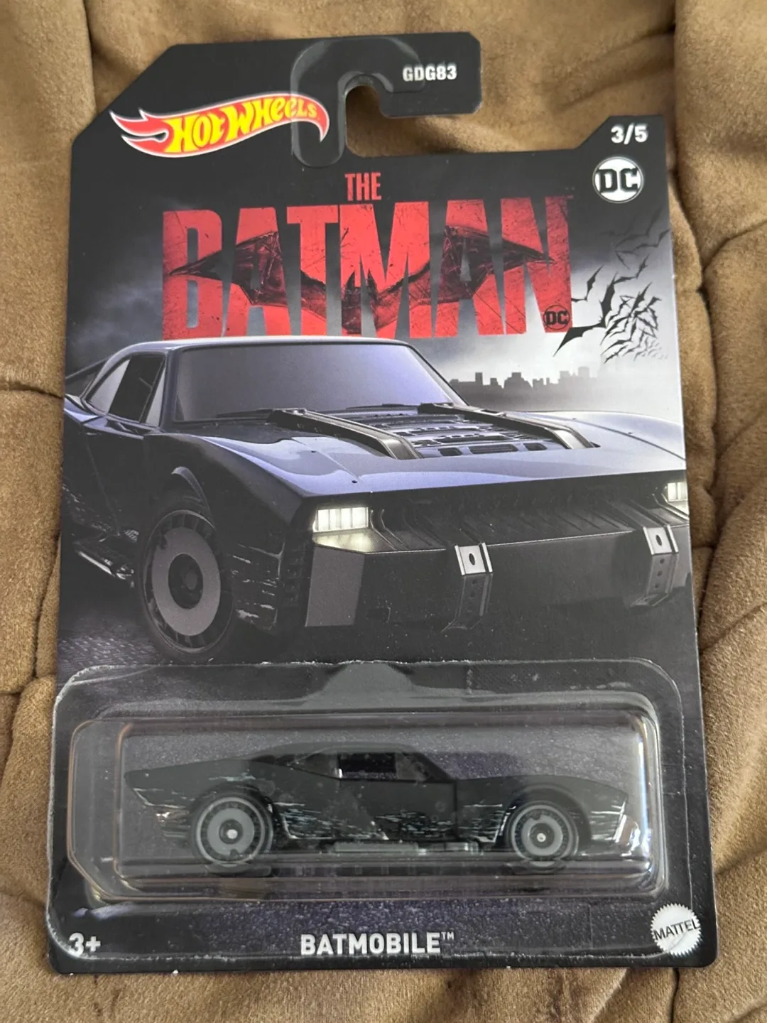 Hot Wheels The Batman Batmobile set image indicator(2)