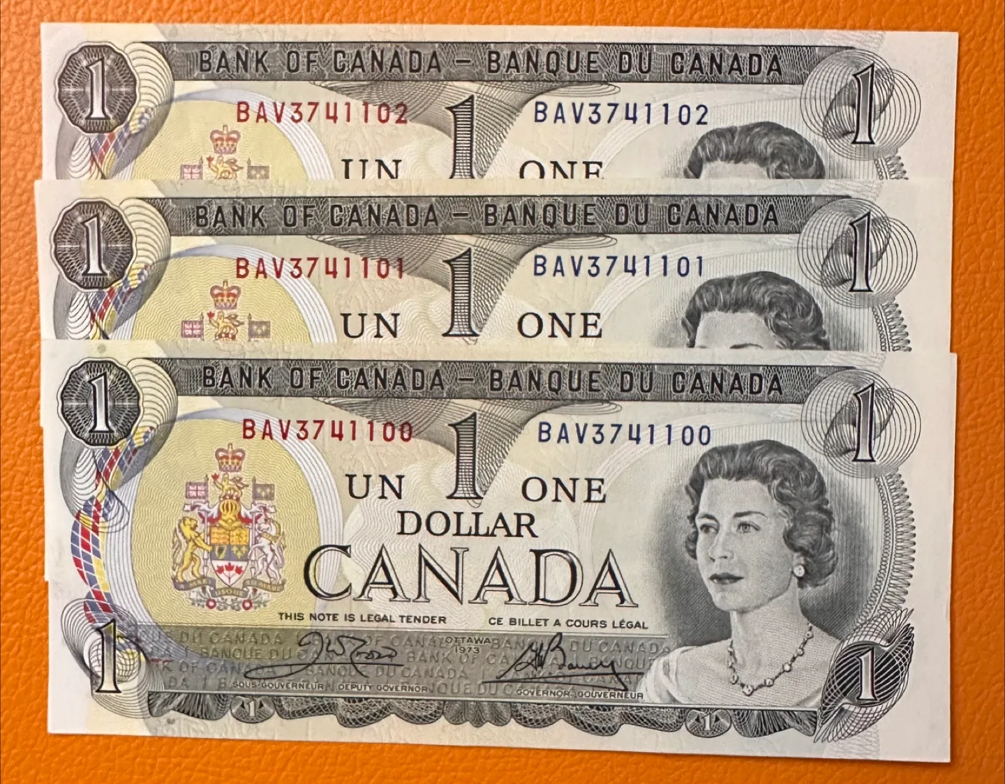 One Dollar Canadian Vintage 1973 Bills UNC thumbnail