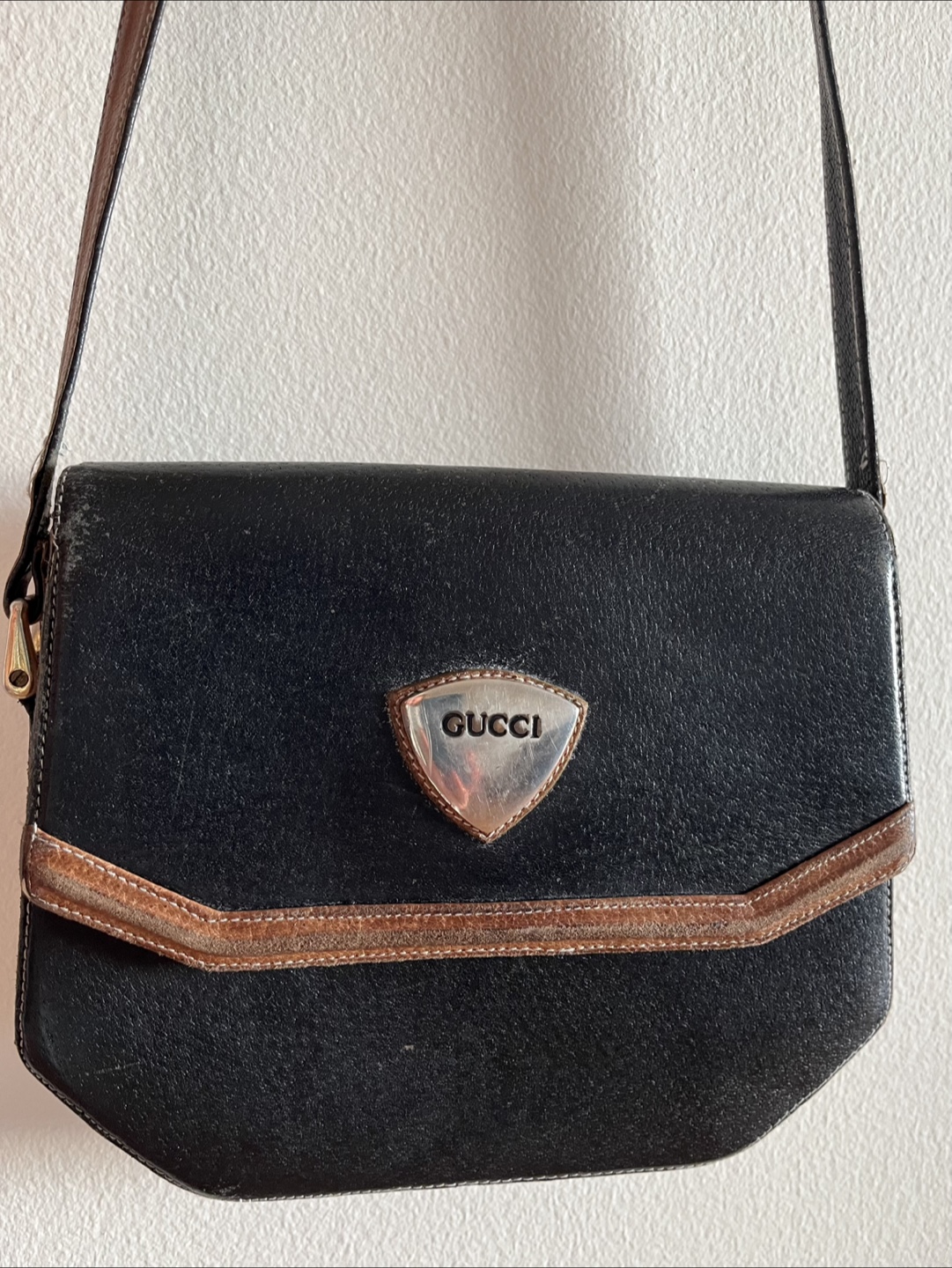 Gucci Vintage Black Leather Shoulder Bag