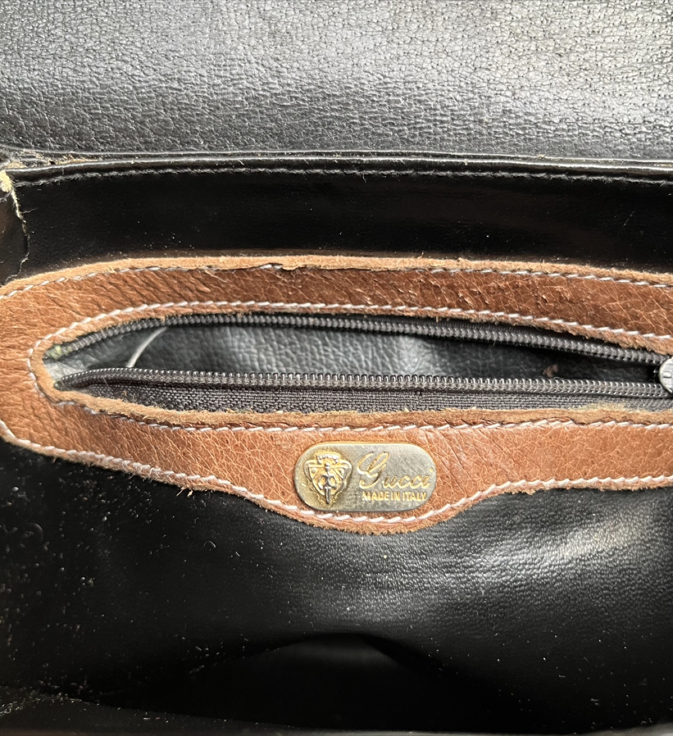 Gucci Vintage Black Leather Shoulder Bag - photo 5