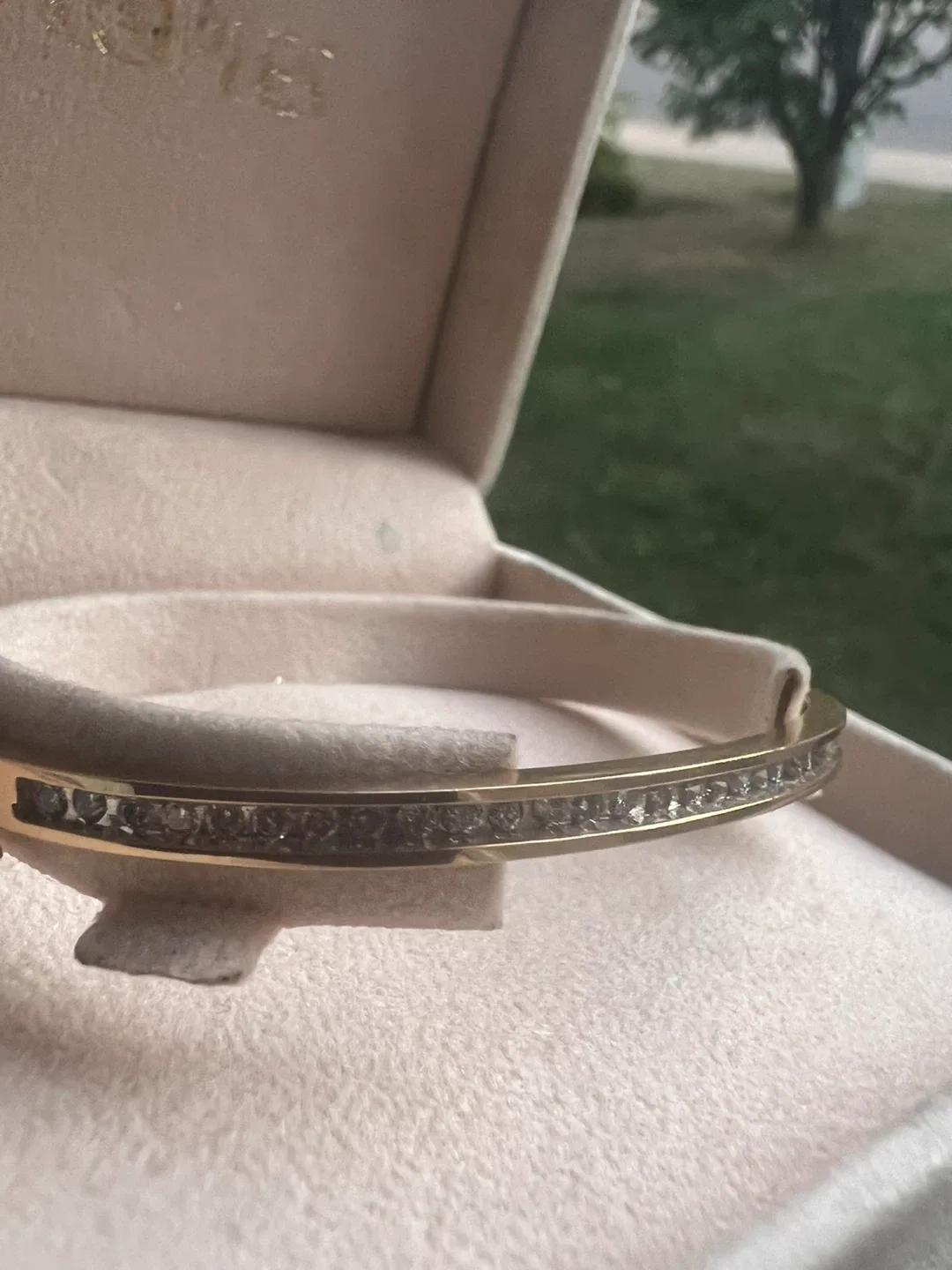 14 k diamond Bangle ( bracelet ) thumbnail