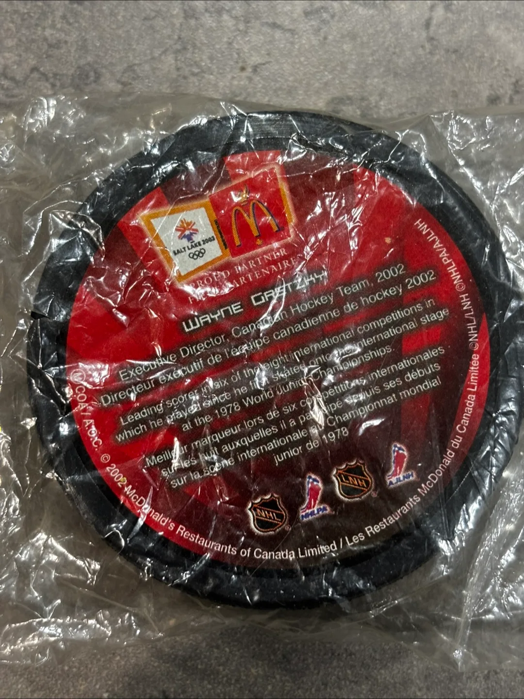 McDonald's Wayne Gretzky 2002 Hockey Puck image indicator(3)