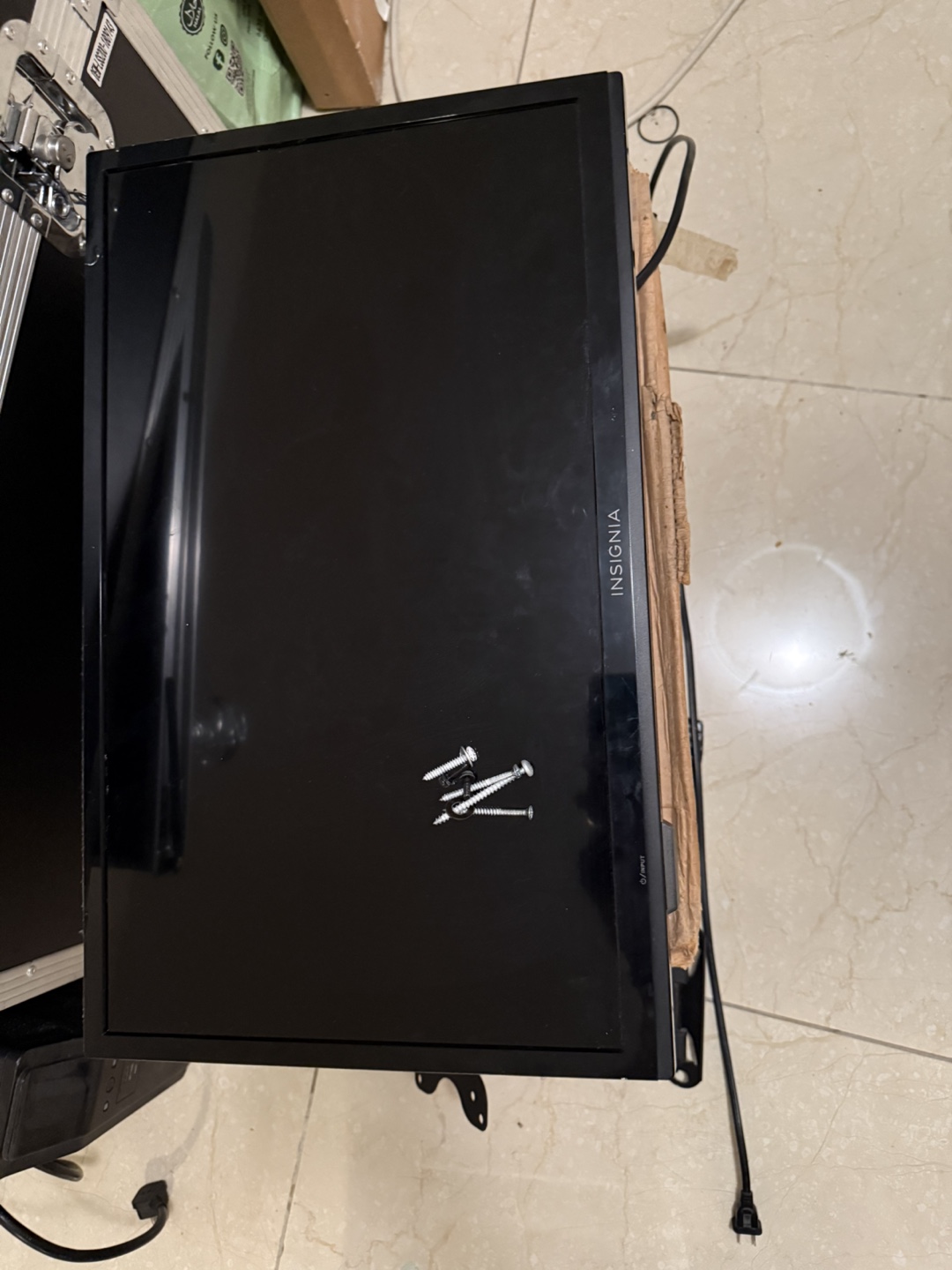 Mixed Items: GE AC, Insignia TV, Eagle Cane, TV Stand, Chair - photo 5