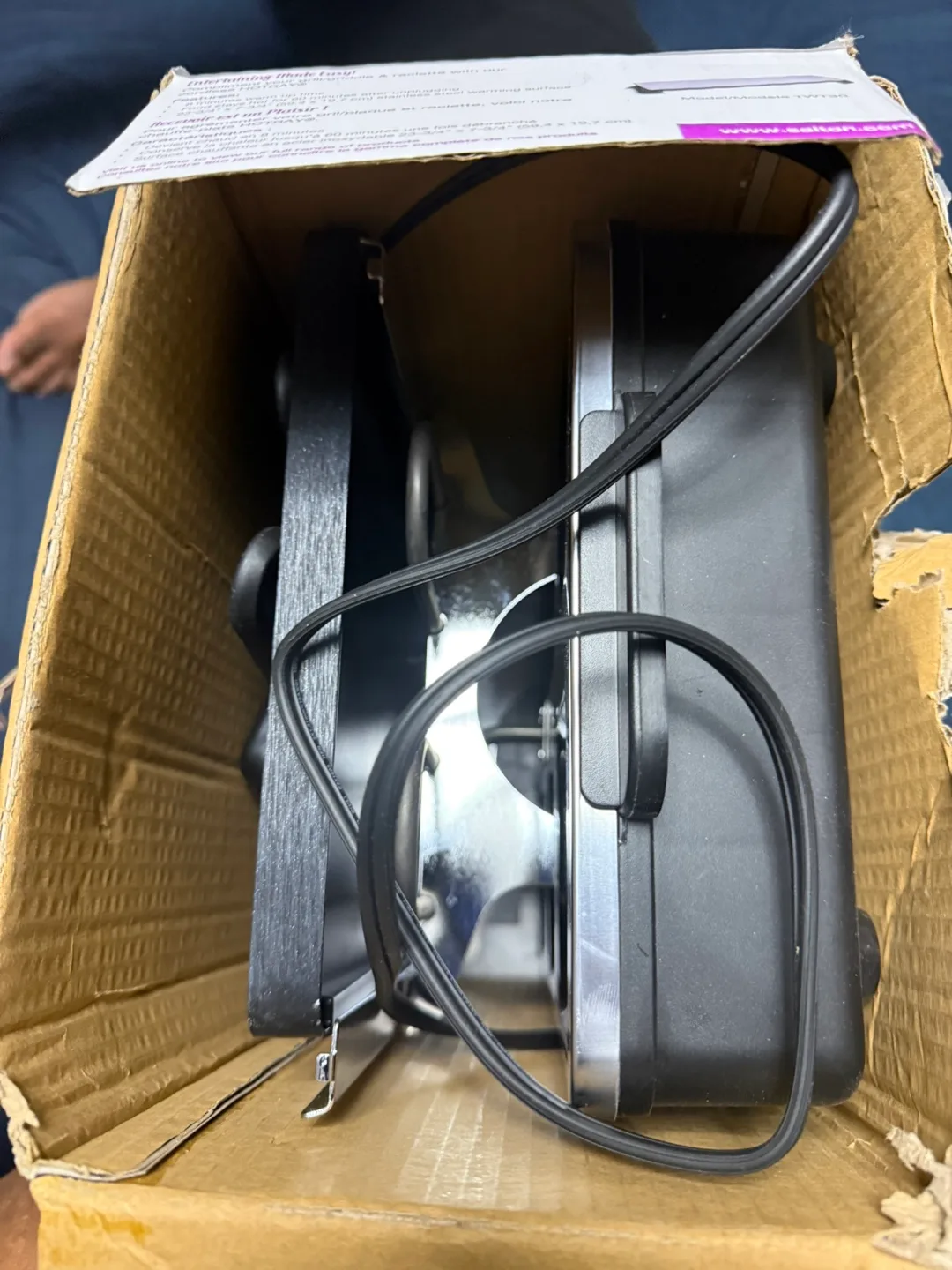 Salton Party Grill/Griddle & Raclette image indicator(2)