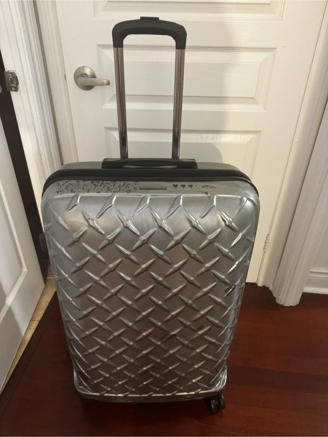 LeMaurice & Co. Silver Hardside Luggage thumbnail