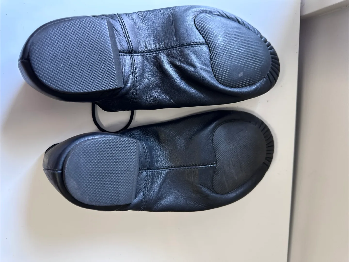 Leather Jazz Dance Shoes - Size 7.5 thumbnail