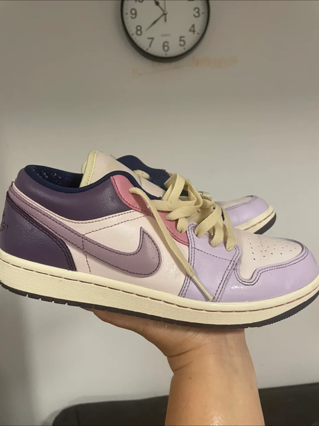 Nike Air Max 270 & On Cloudtrax & Jordan 1 Low thumbnail