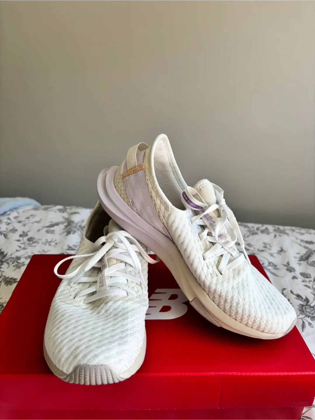 New Balance DynaSoft Nergize Sport v2 - Women's 8 image indicator(2)