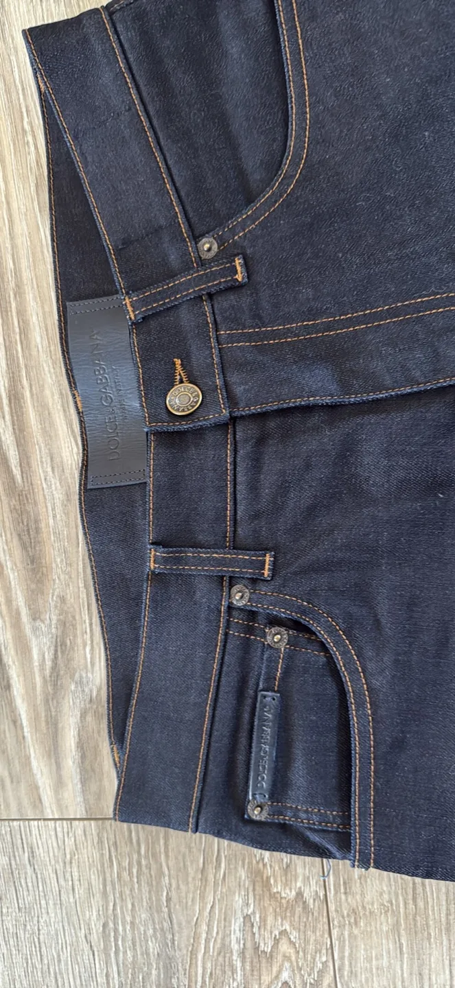 Dolce and Gabbana jeans image indicator(2)