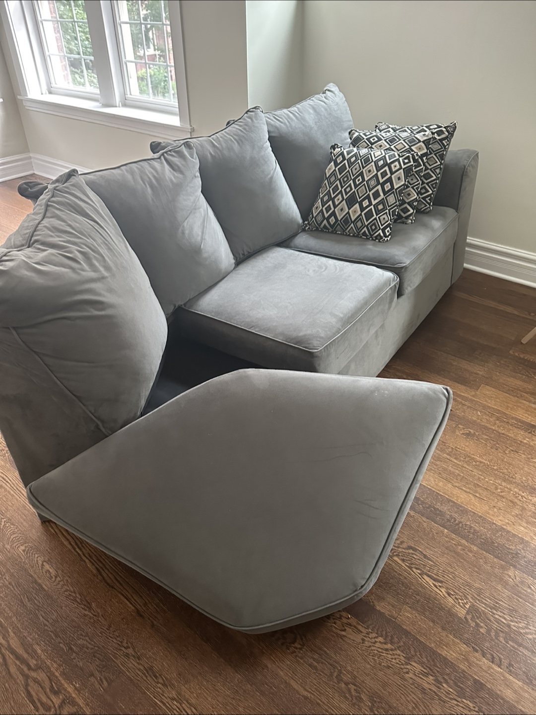 Sectional Couch - photo 2