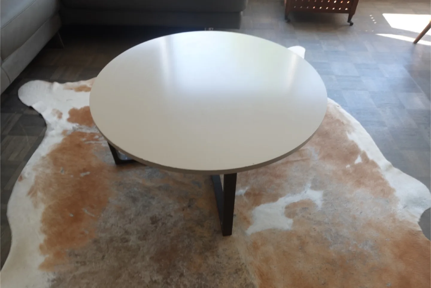 Ikea Round Coffee Table - White Top, Brown Legs thumbnail