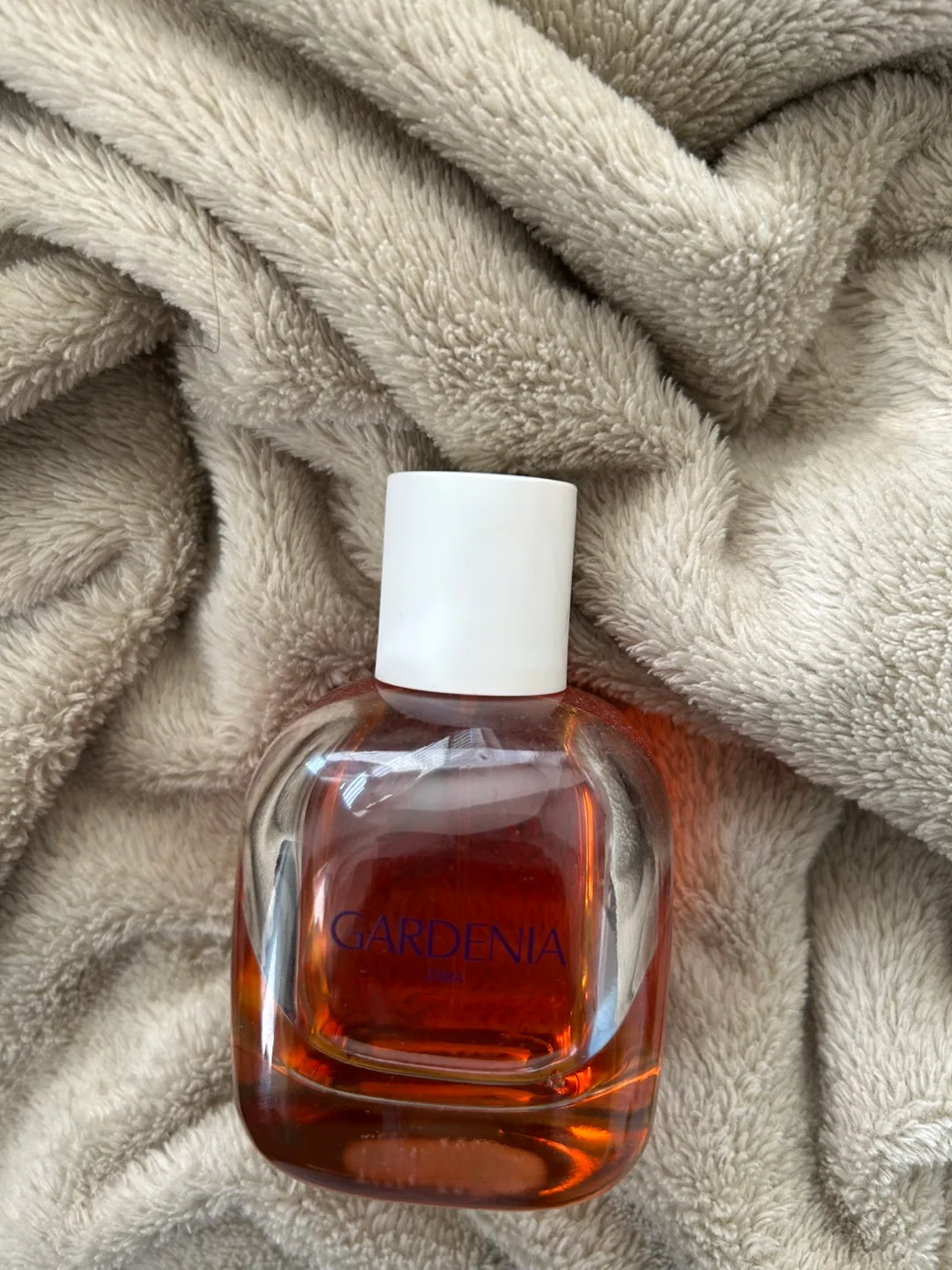 Zara Gardenia Perfume thumbnail