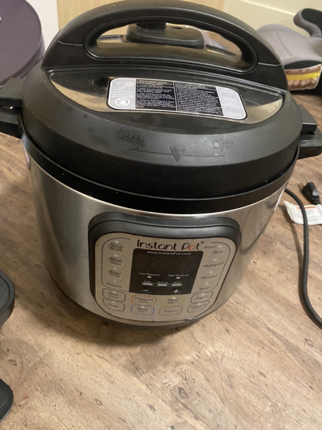 Instant Pot Duo Pressure Cooker