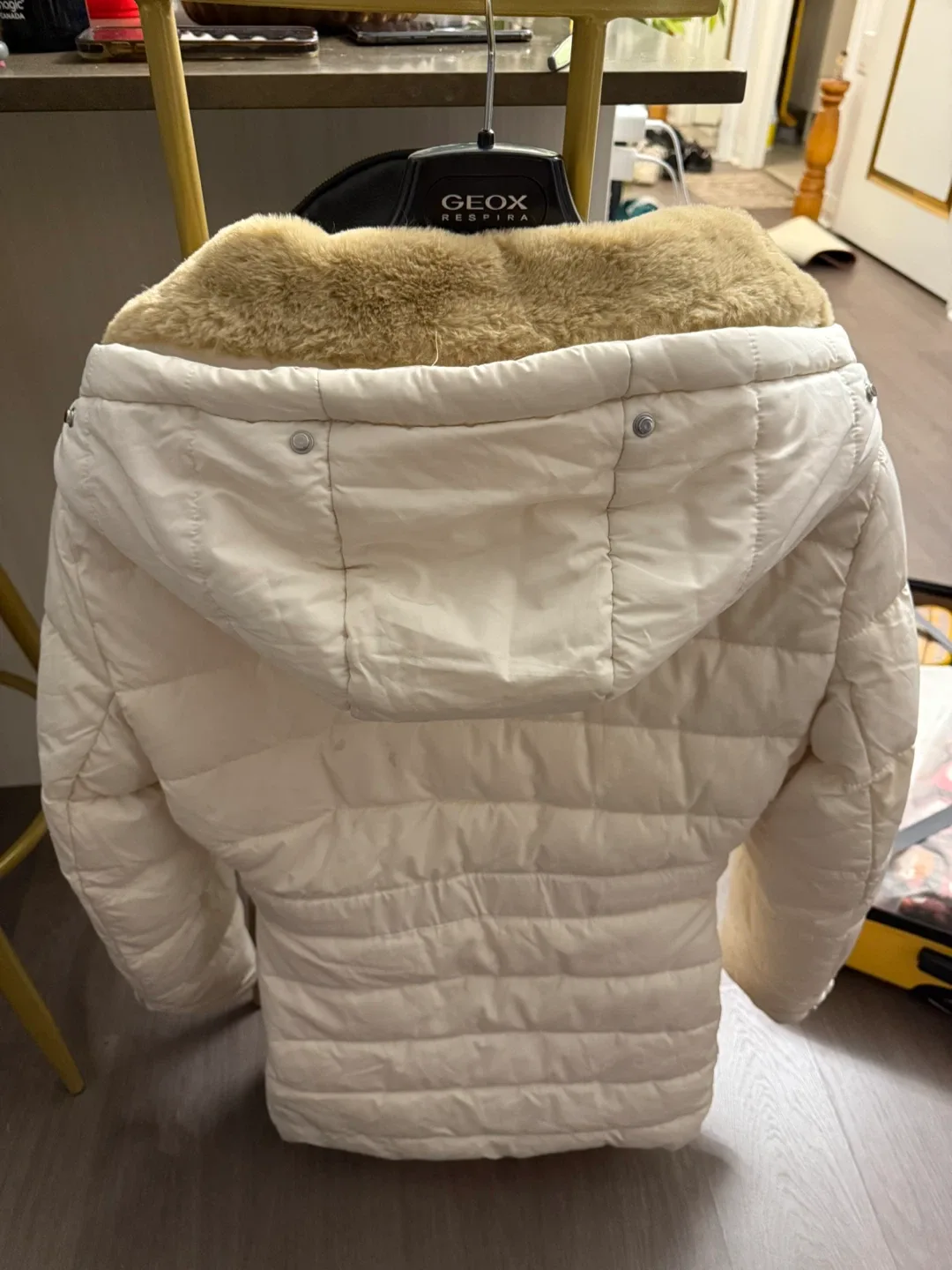 ZARA Puffer Jacket - Cream, Size M image indicator(7)