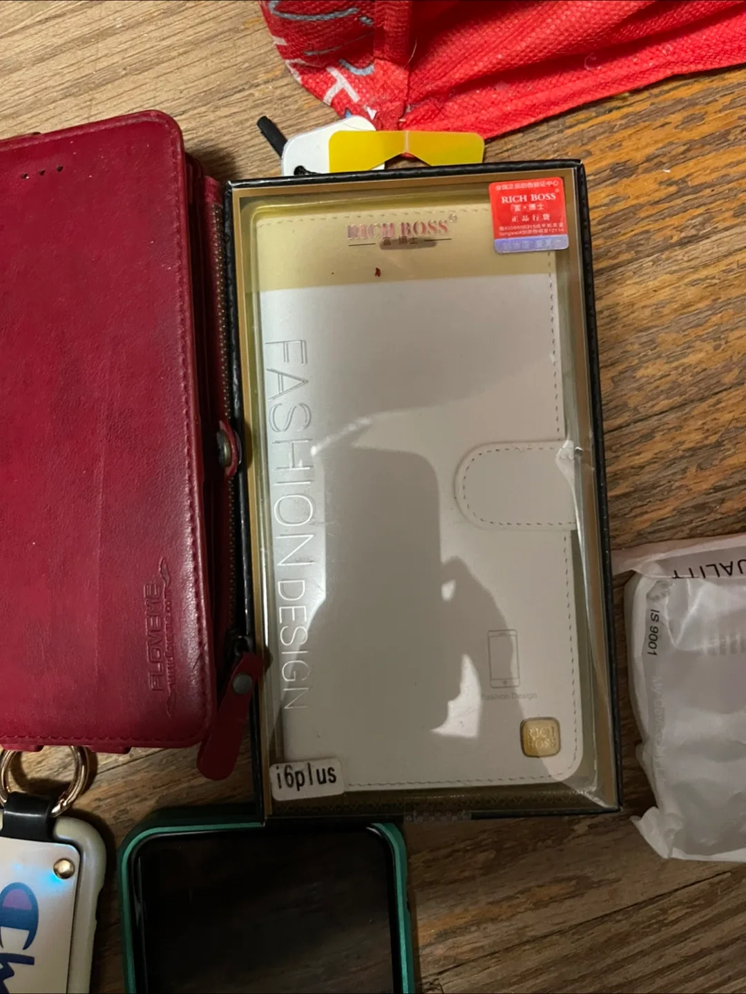 iPhone Cases image indicator(3)