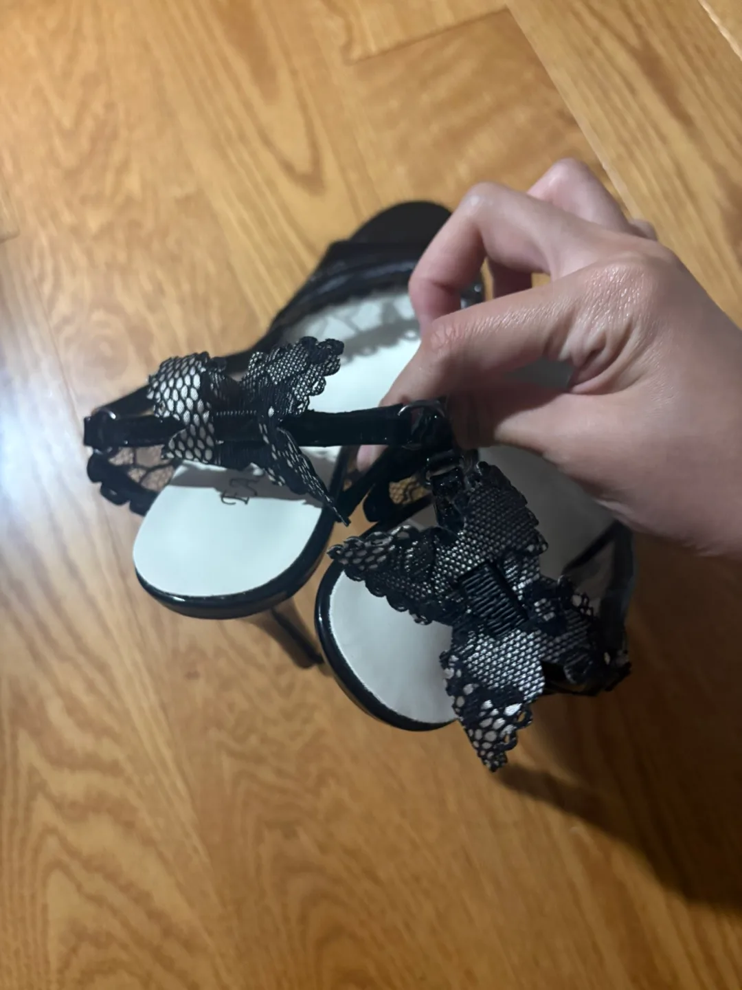 Black Lace Fashion Heels image indicator(3)