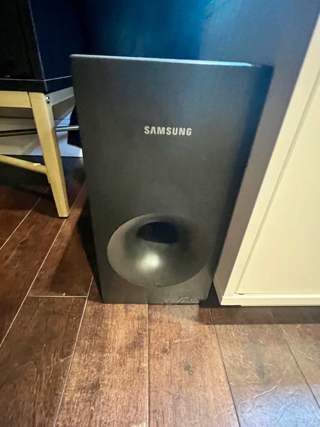 Samsung Soundbar and Subwoofer image indicator(3)