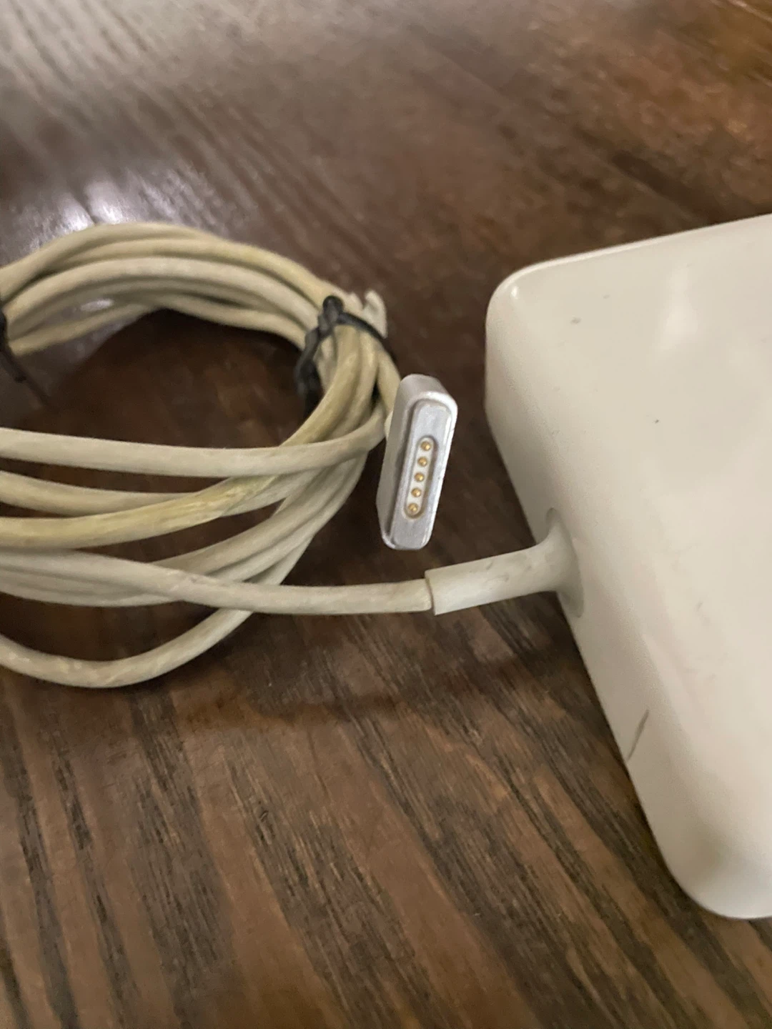 Apple MagSafe Power Adapter