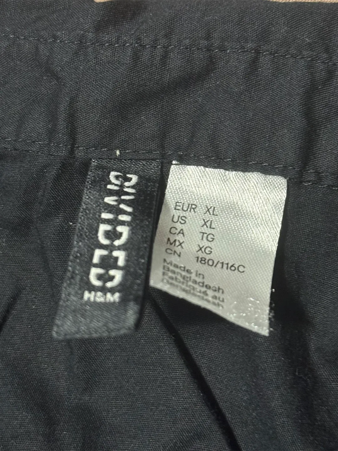 H&M Black Button-Up Shirt image indicator(2)