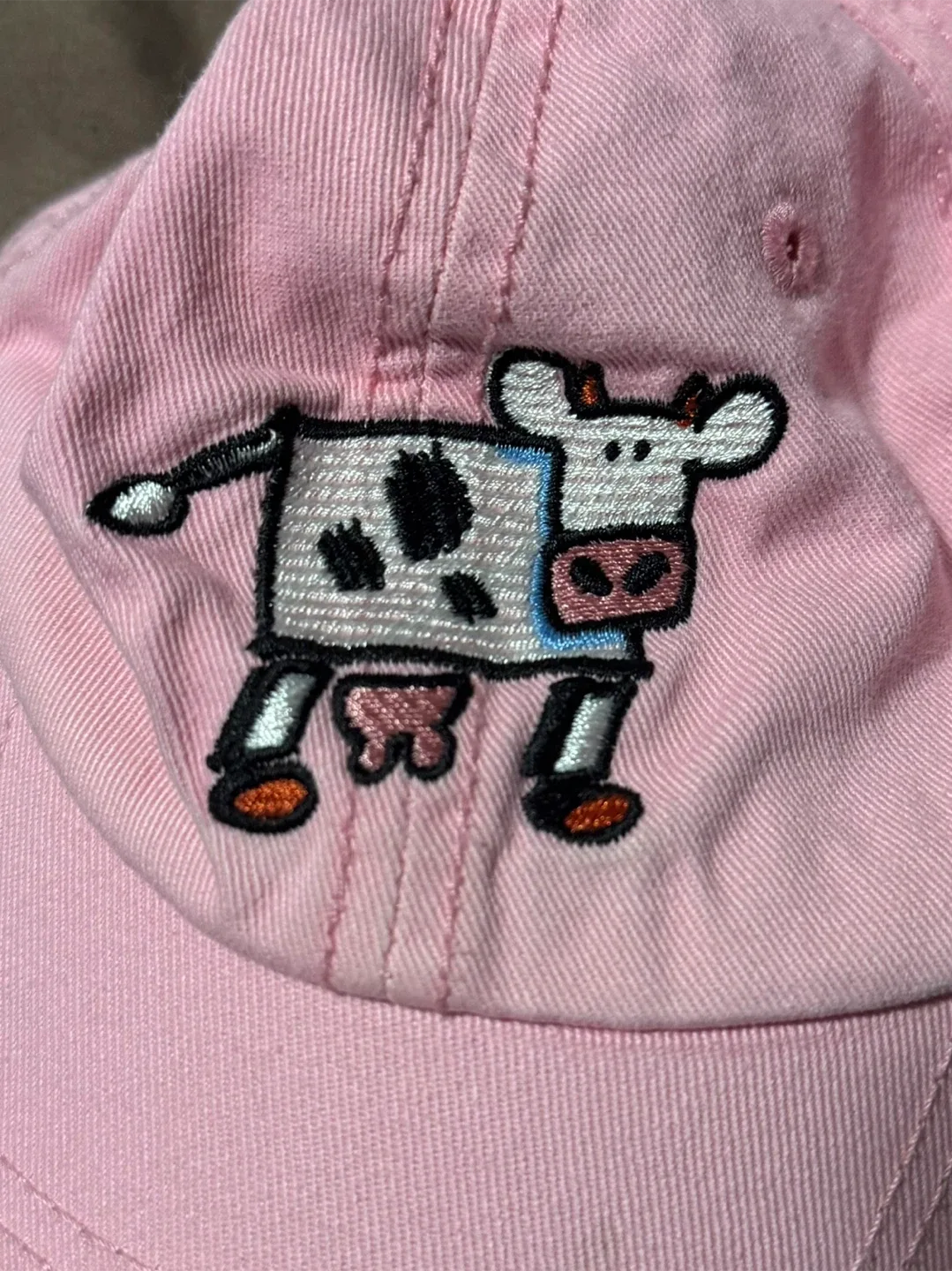 Pink Baseball Cap with Cow Design image indicator(2)