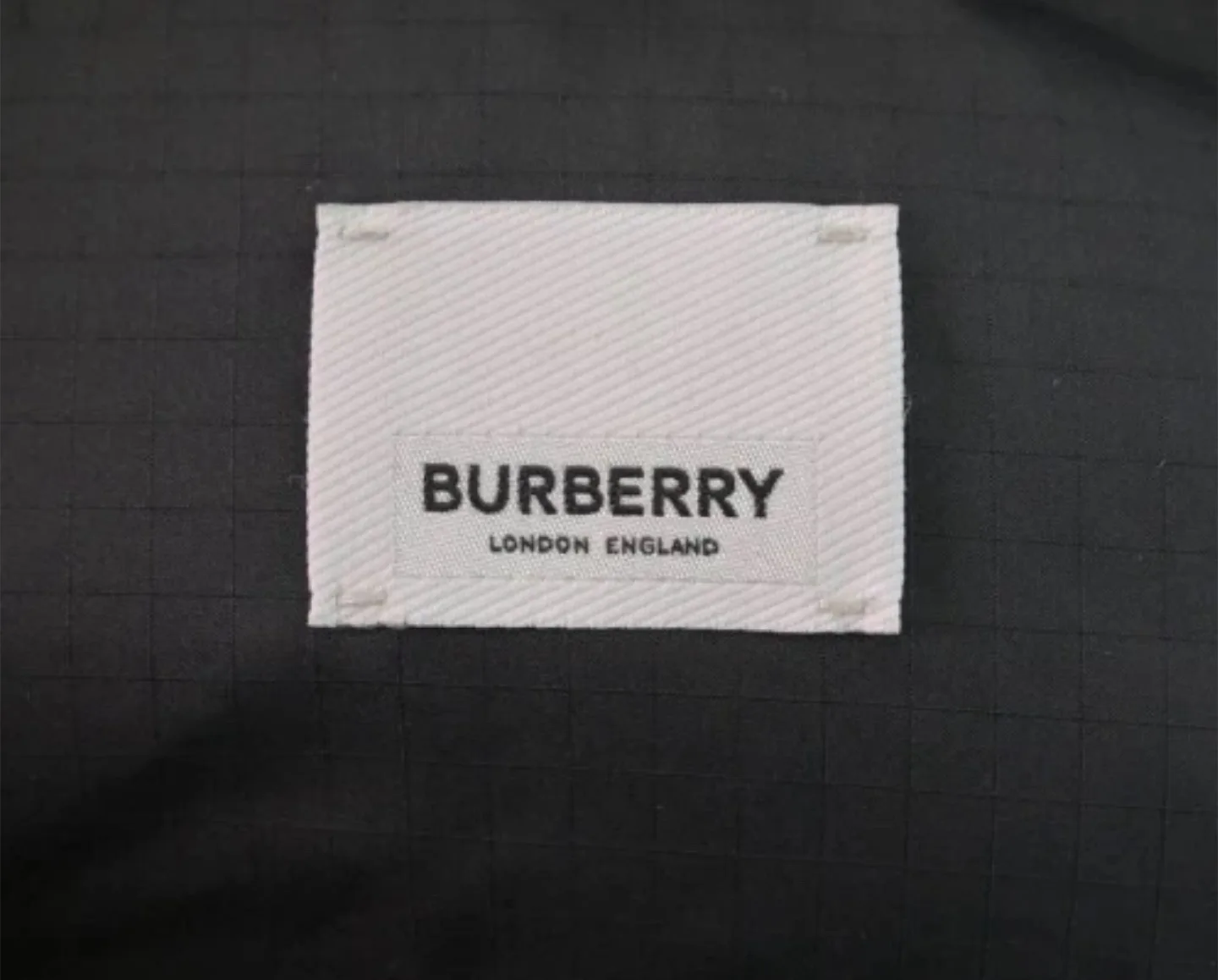 Men’s Authentic Burberry Rain Vest Black With Receipt image indicator(4)