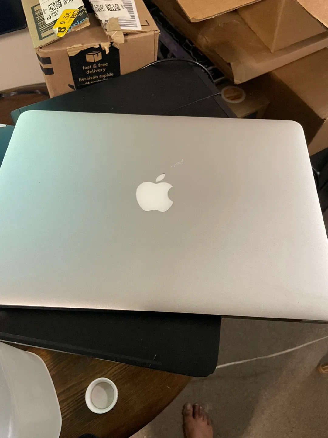 MacBook Air 13 (2017) image indicator(2)