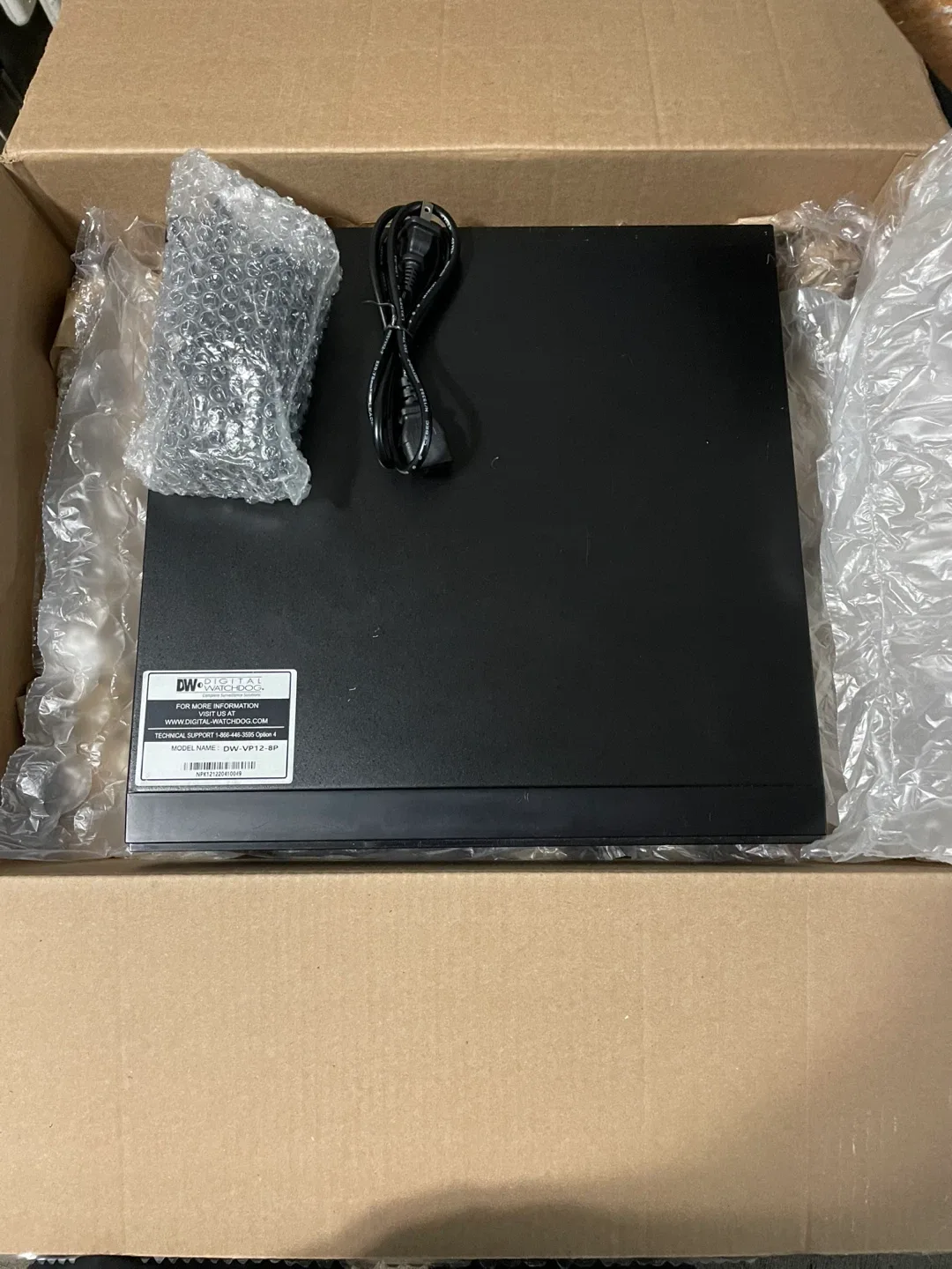 Digital Watchdog DW-VP12-8P NVR Video Recorder