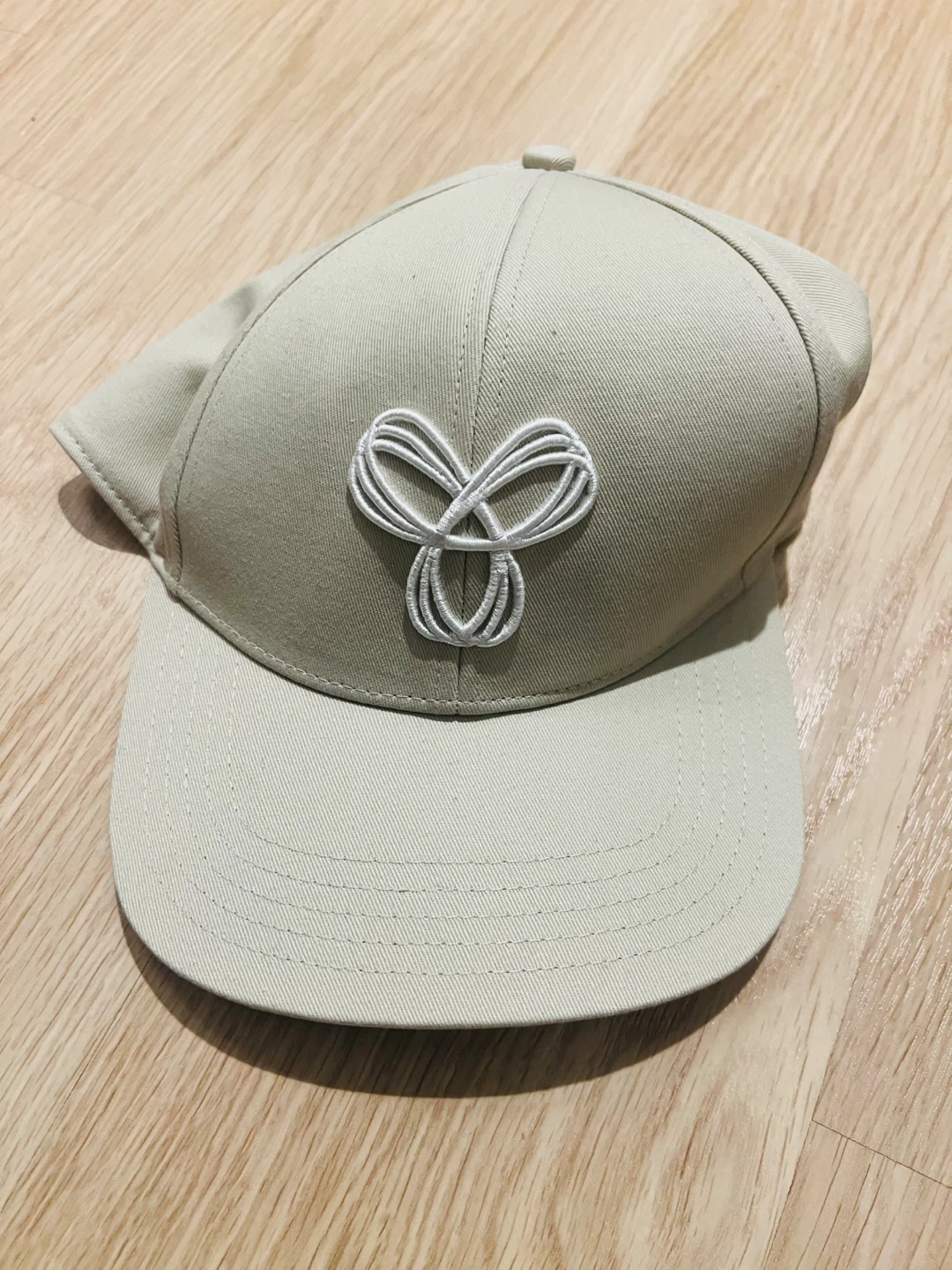 TNA The Group Hat - Beige