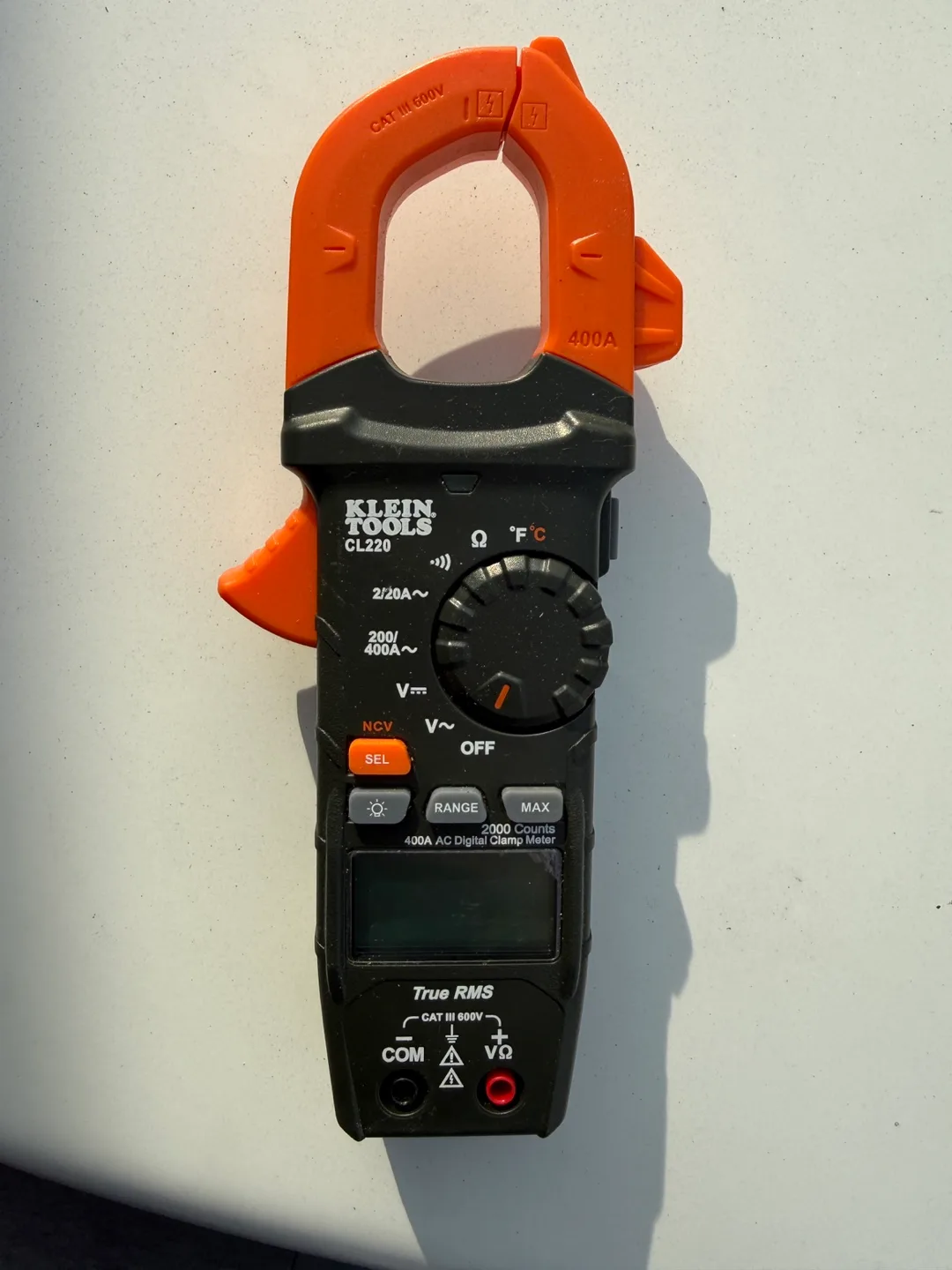 Klein Tools CL220 Digital Clamp Meter image indicator(3)