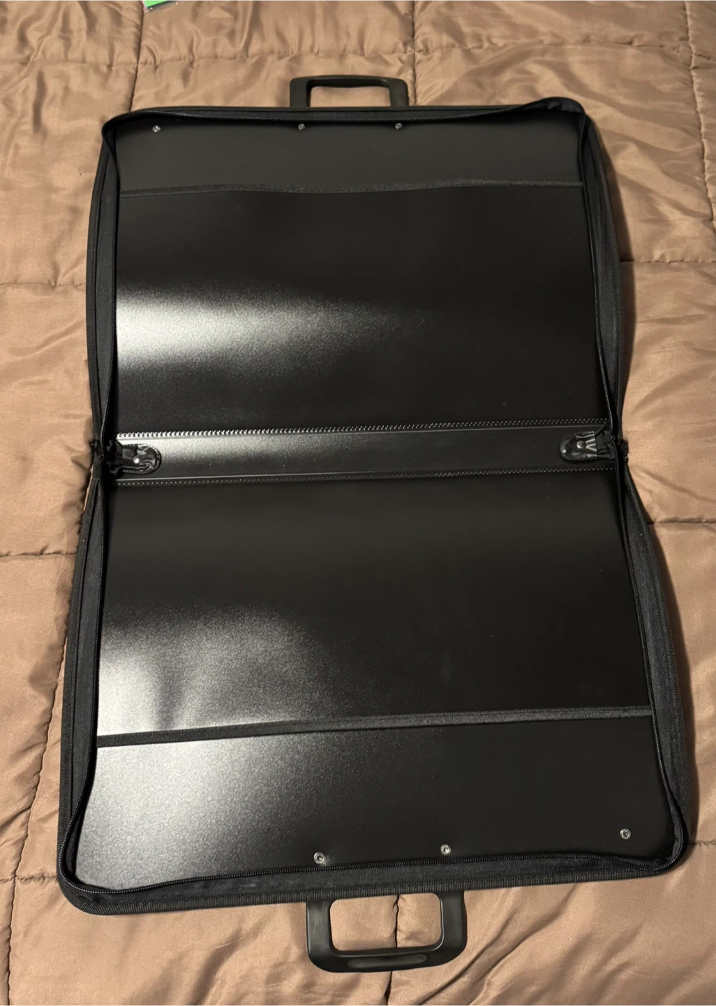 Black Art Portfolio Case - photo 2