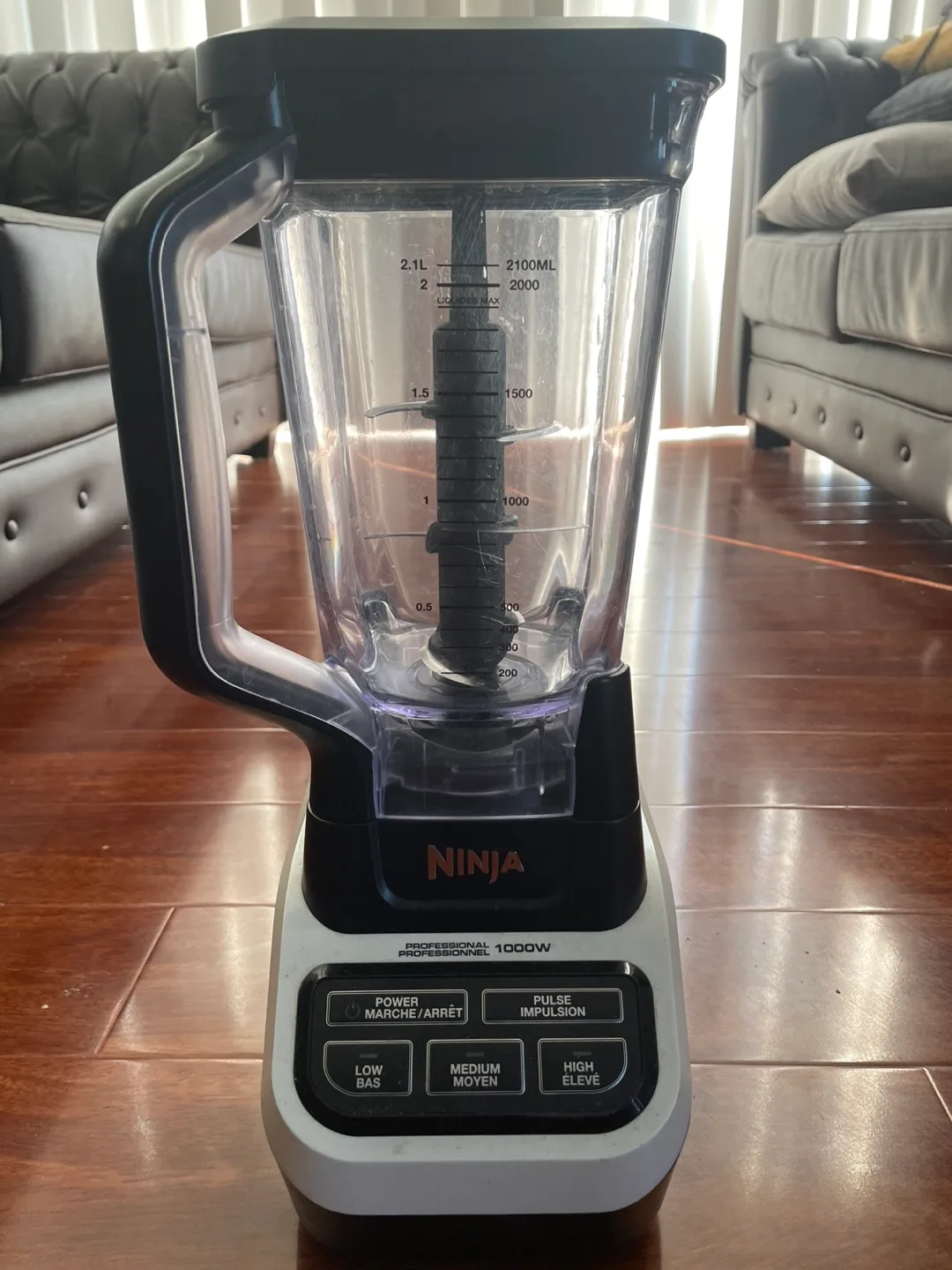 Ninja Professional 1000W Blender thumbnail