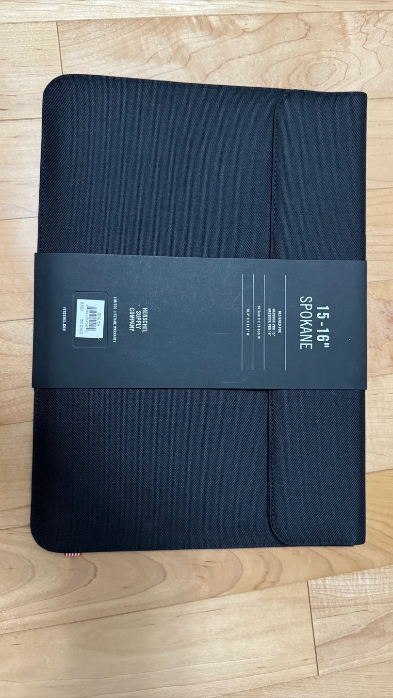 Herschel Spokane 15-16" Laptop Sleeve - Black image indicator(2)