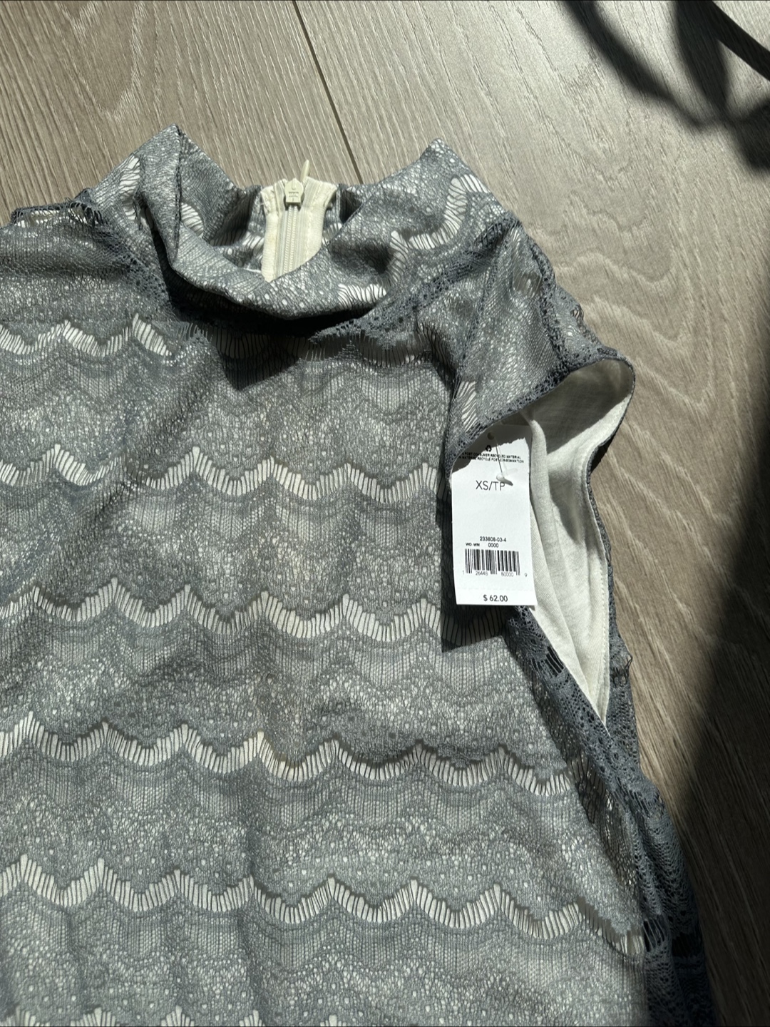 NEW Banana Republic Lace Top - photo 2